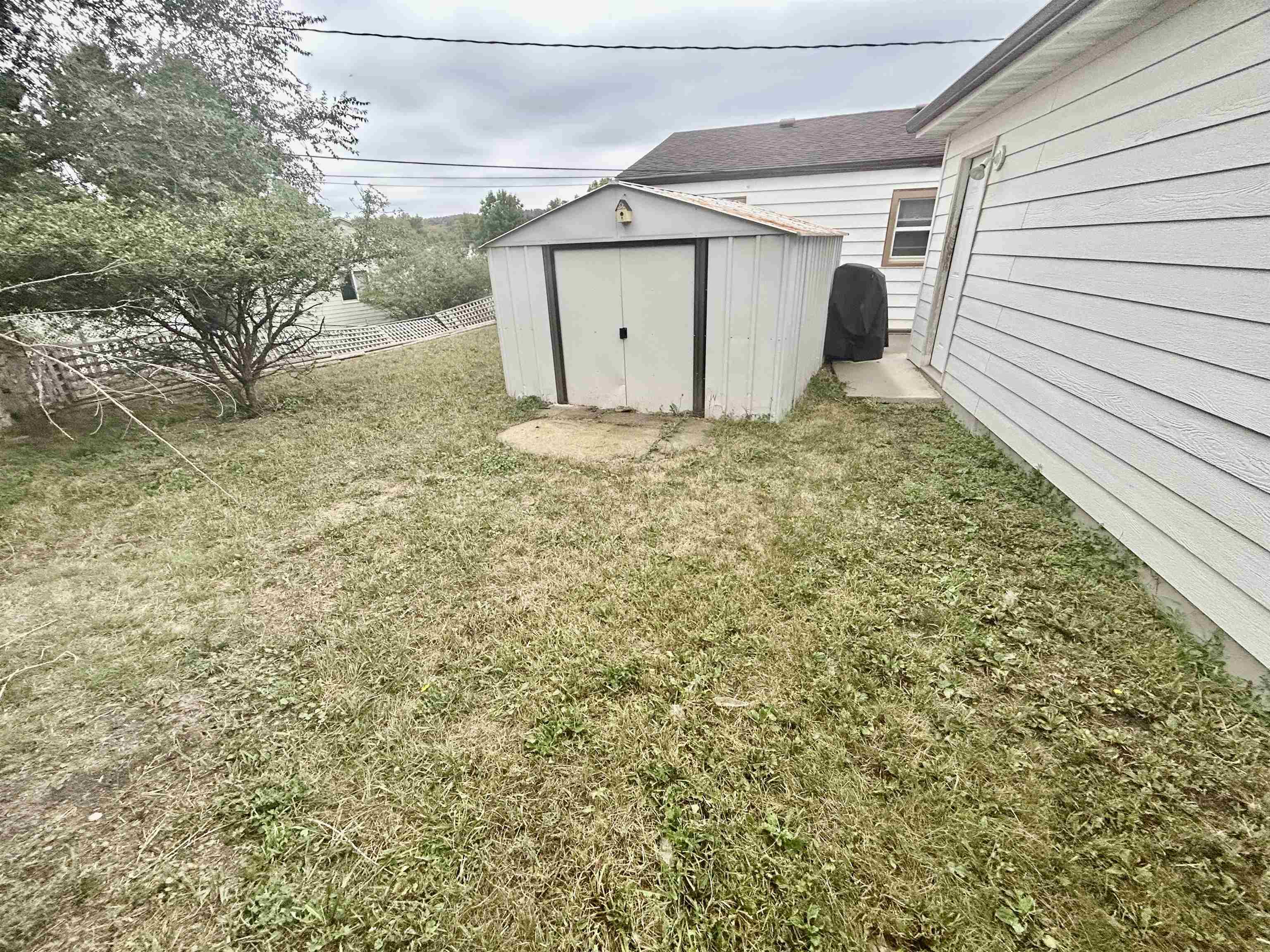 2812 Oak Property Photo 19