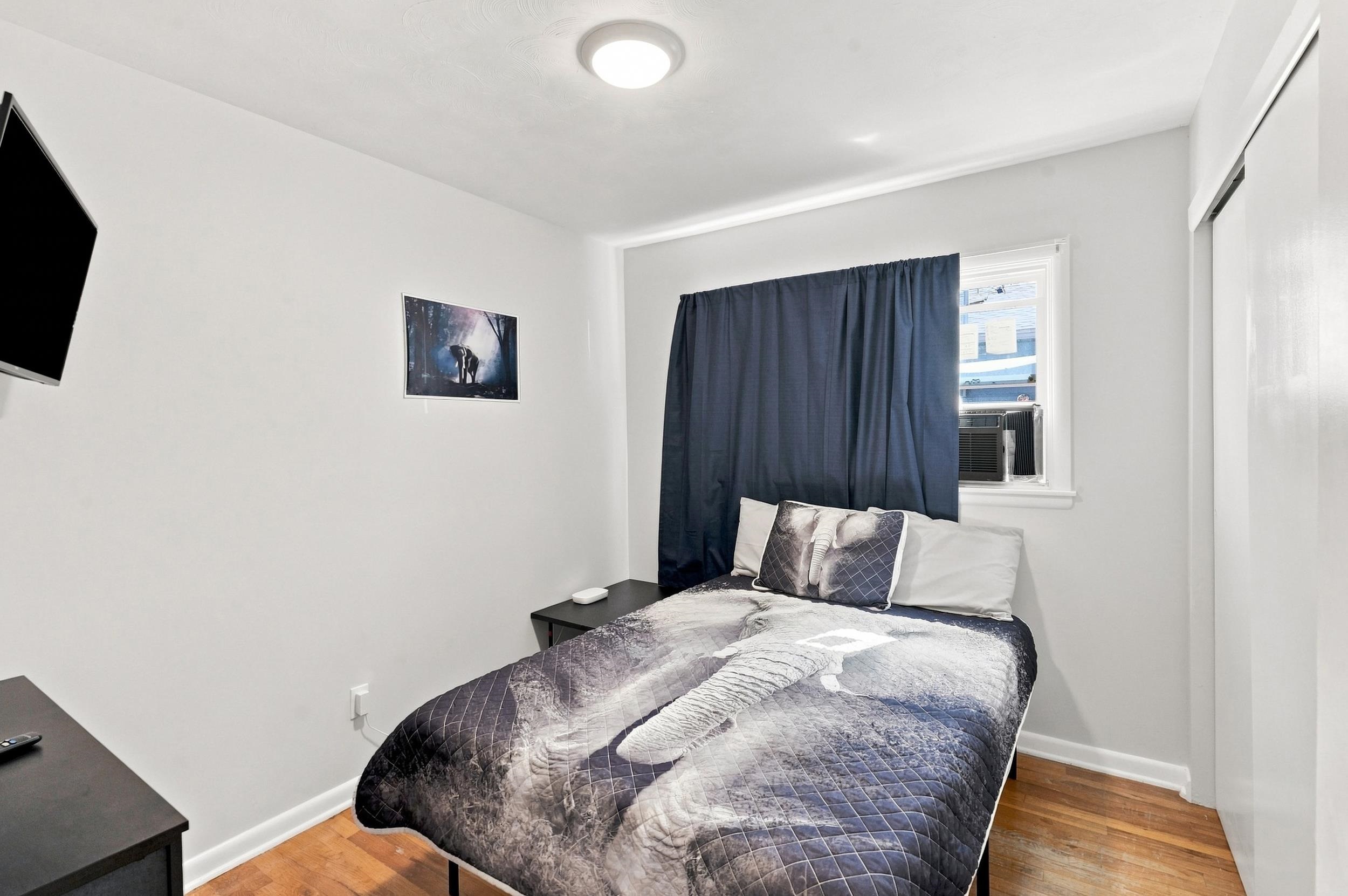 1829 Baldwin Street Property Photo 10