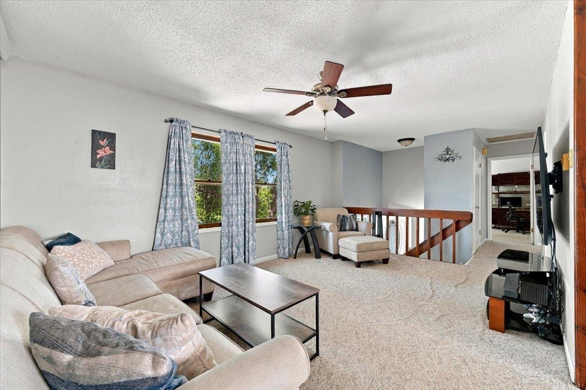 7872 Terry Avenue Property Photo 8