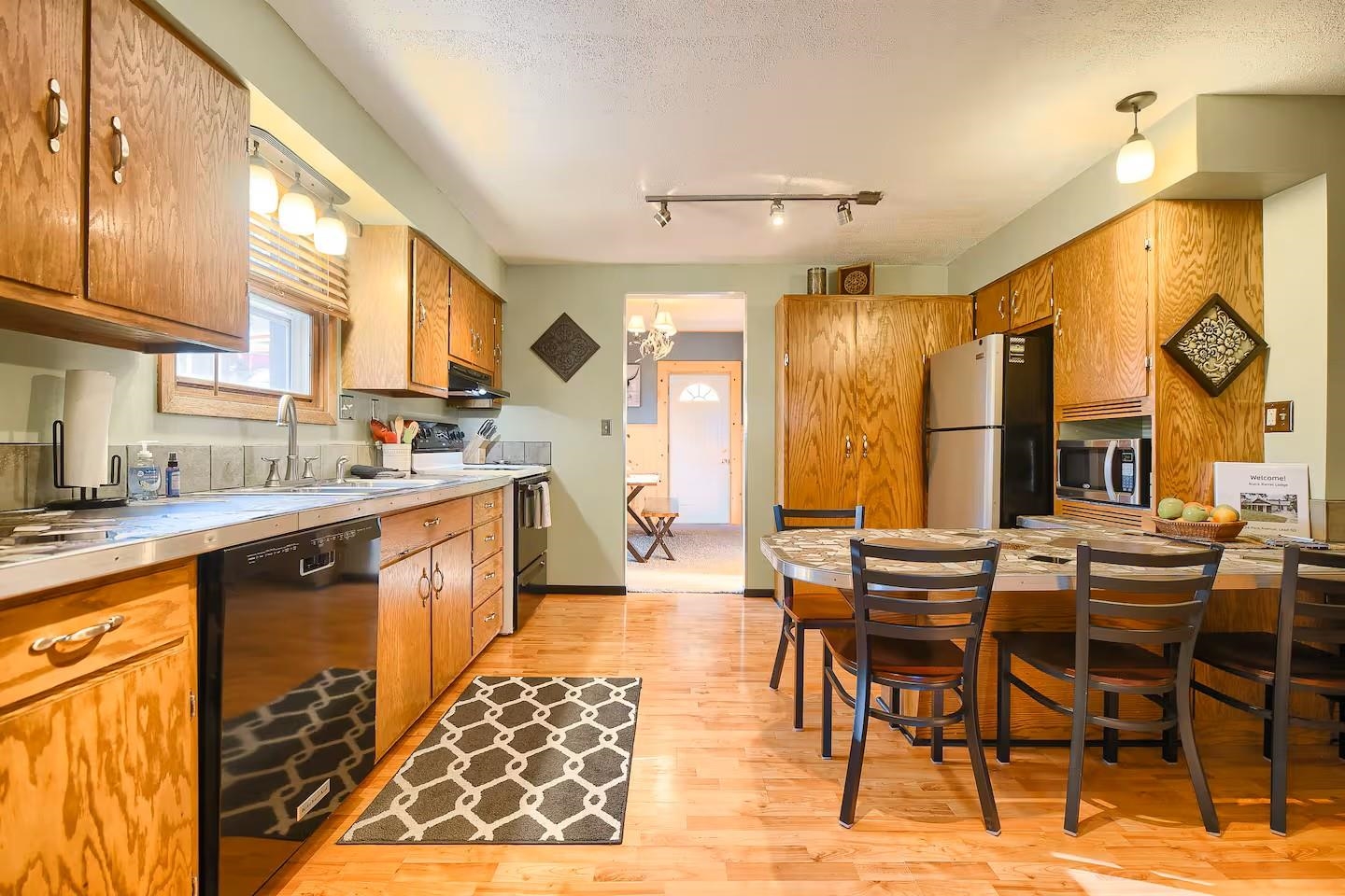 34 Park Avenue Property Photo 9