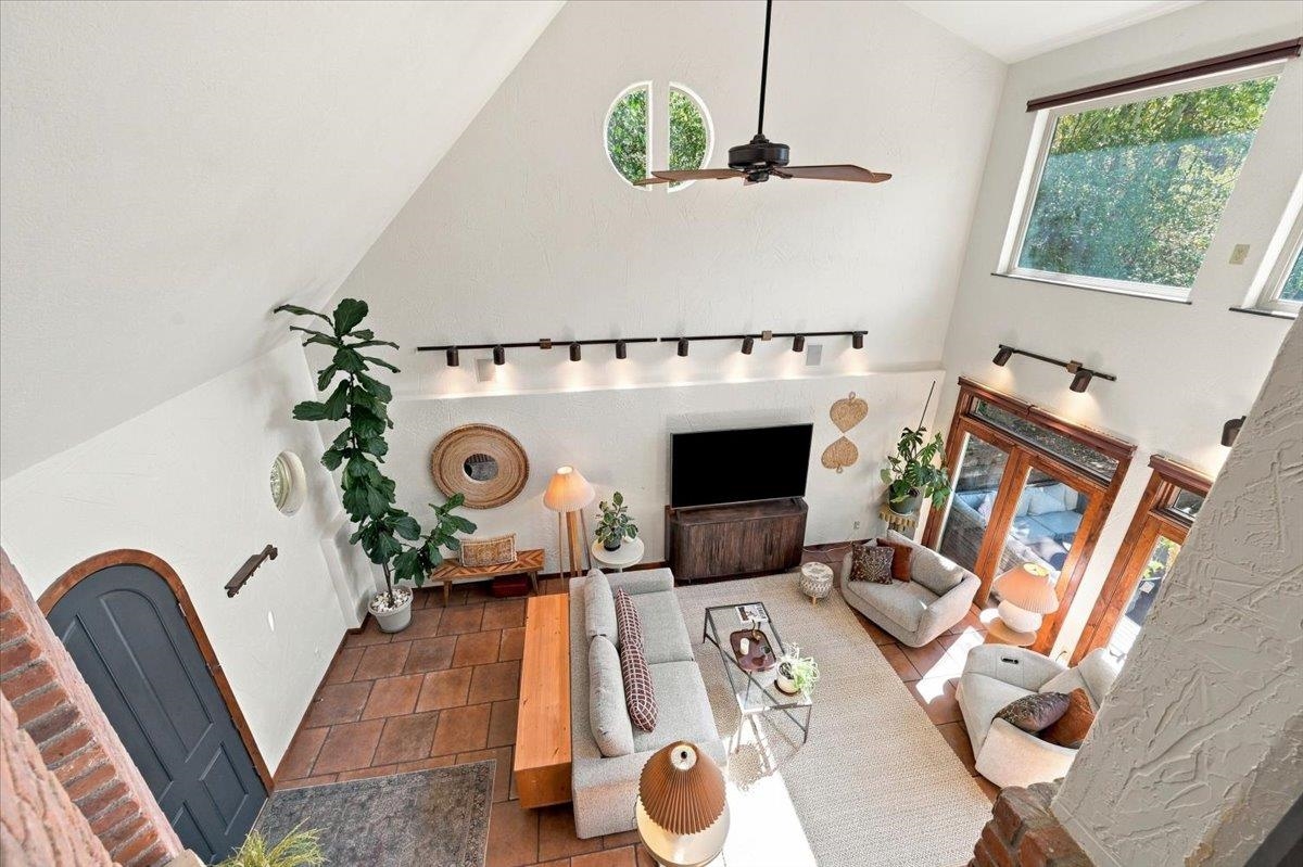 20966 Hickok Place Property Photo 8