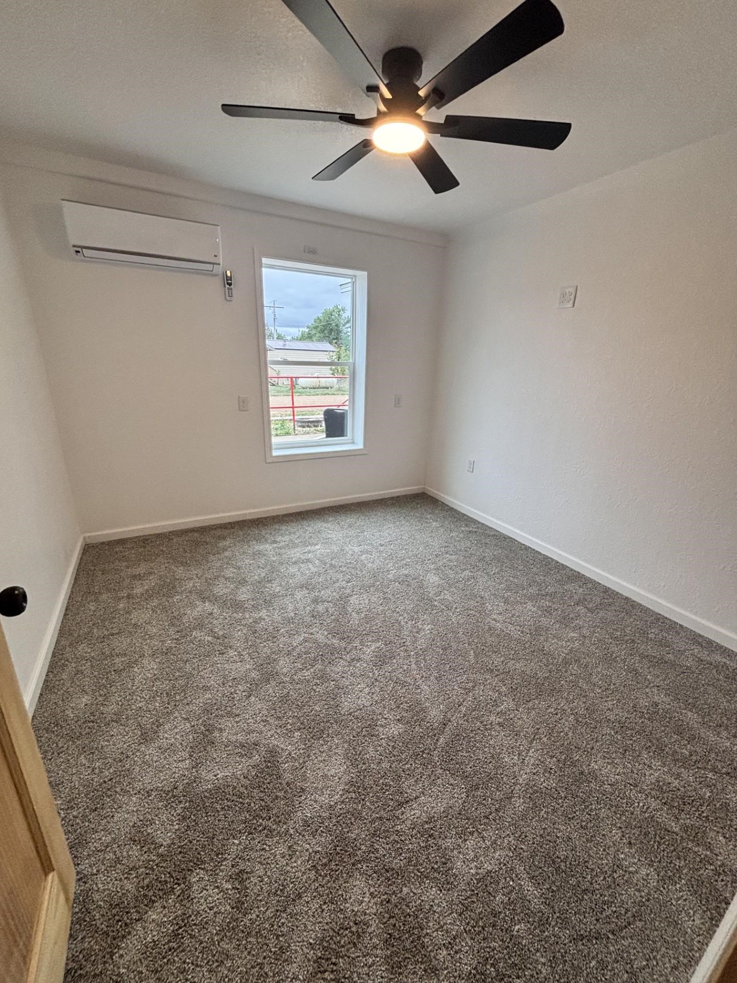 410 1st Street Property Photo 7