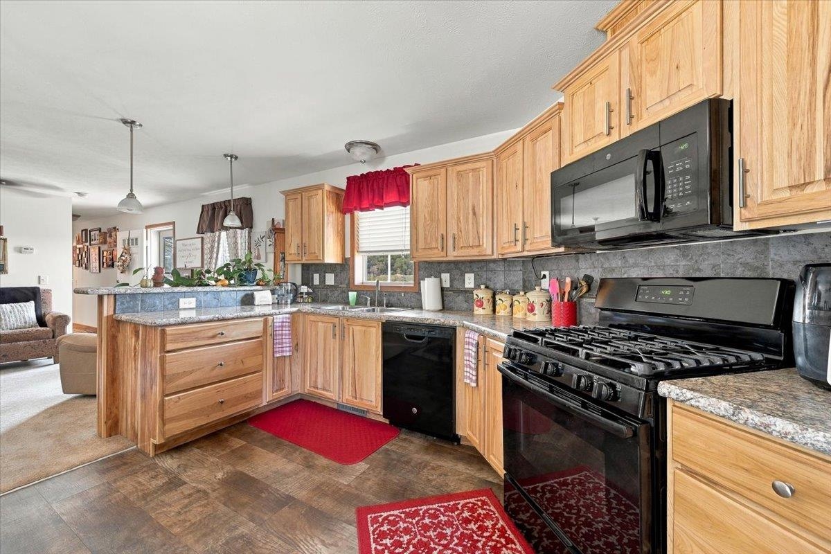 1308 Foothills Drive Property Photo 7