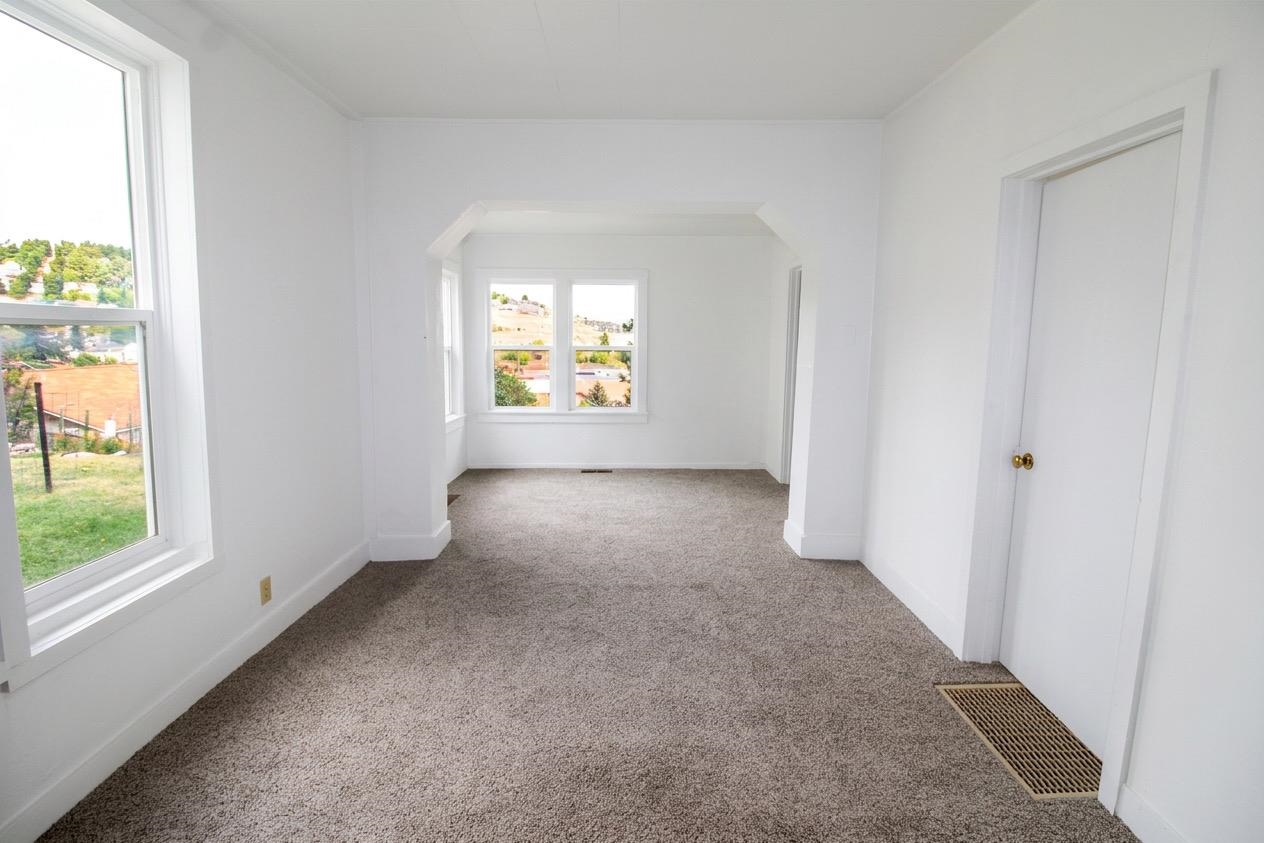 312 W Mcclellan Street Property Photo 17