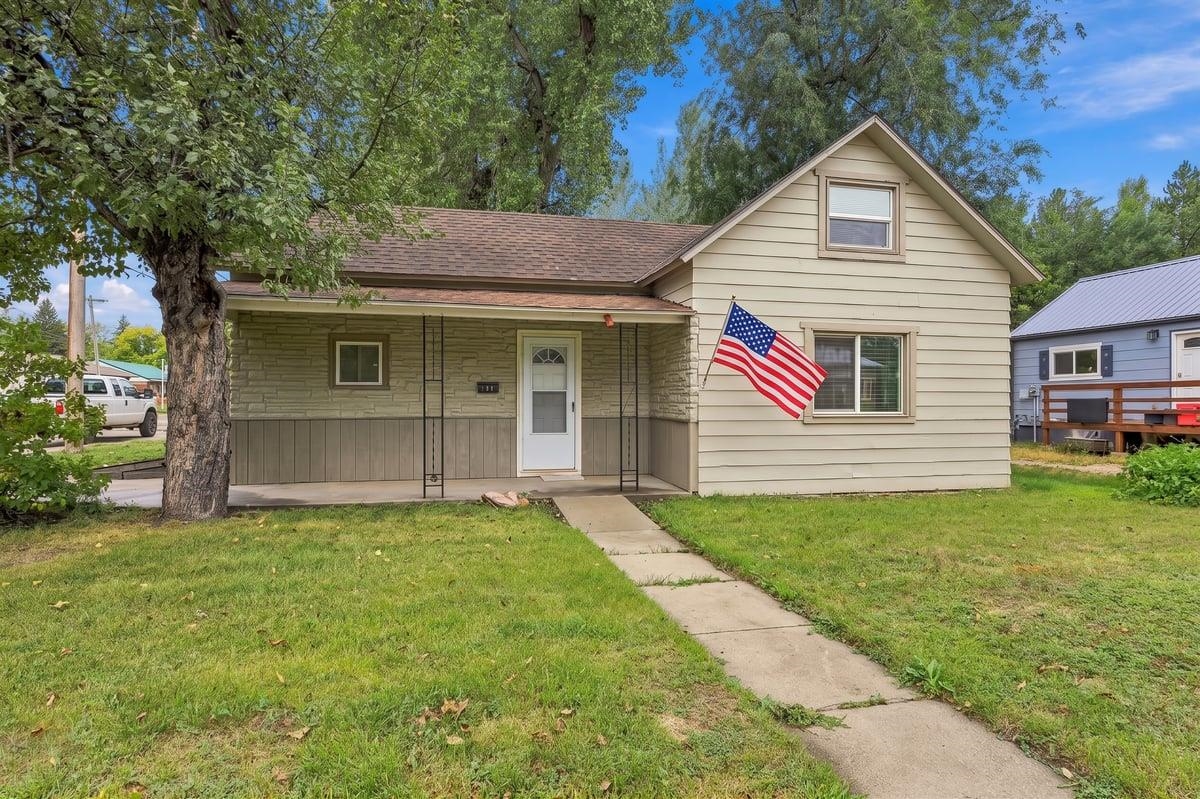 1070 Elkhorn Street Property Photo 1