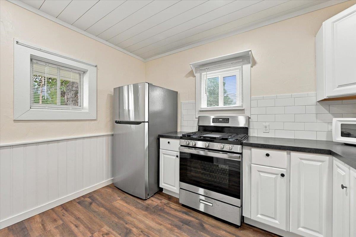 1070 Elkhorn Street Property Photo 5