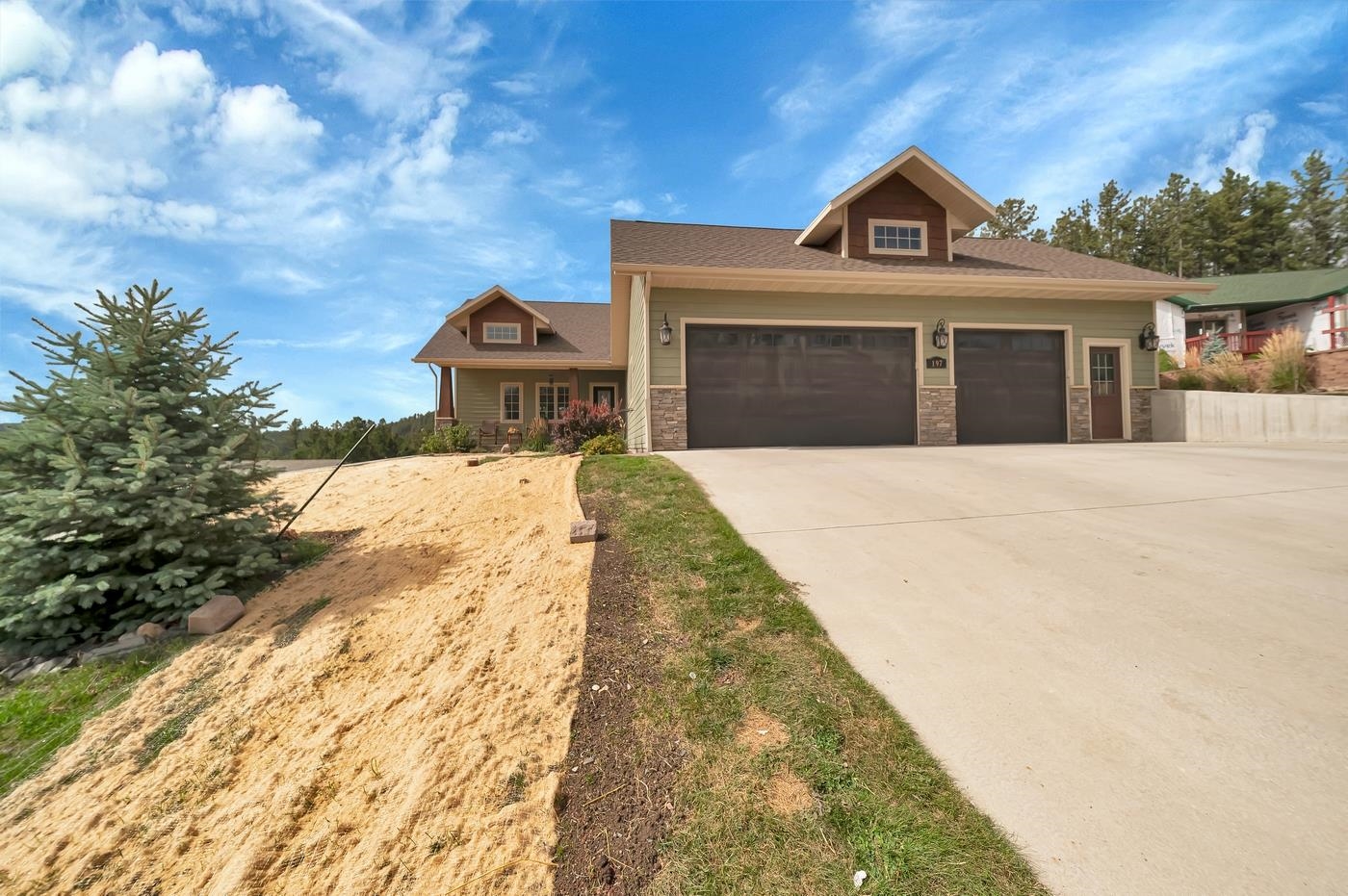 197 Rainbow Ridge Court Property Photo 2