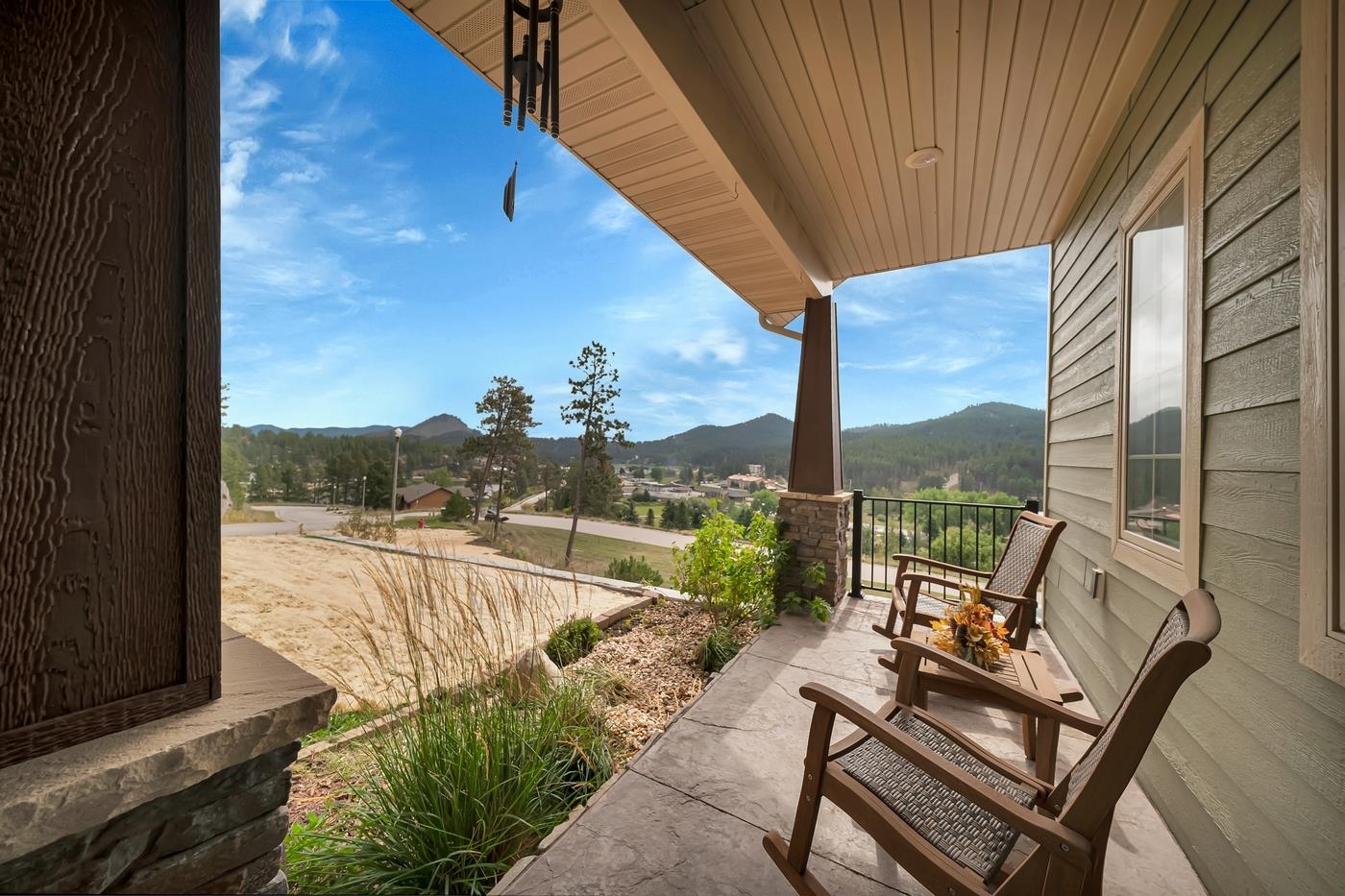 197 Rainbow Ridge Court Property Photo 4