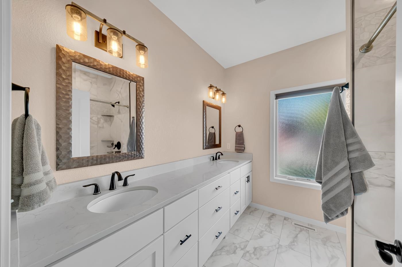 197 Rainbow Ridge Court Property Photo 16