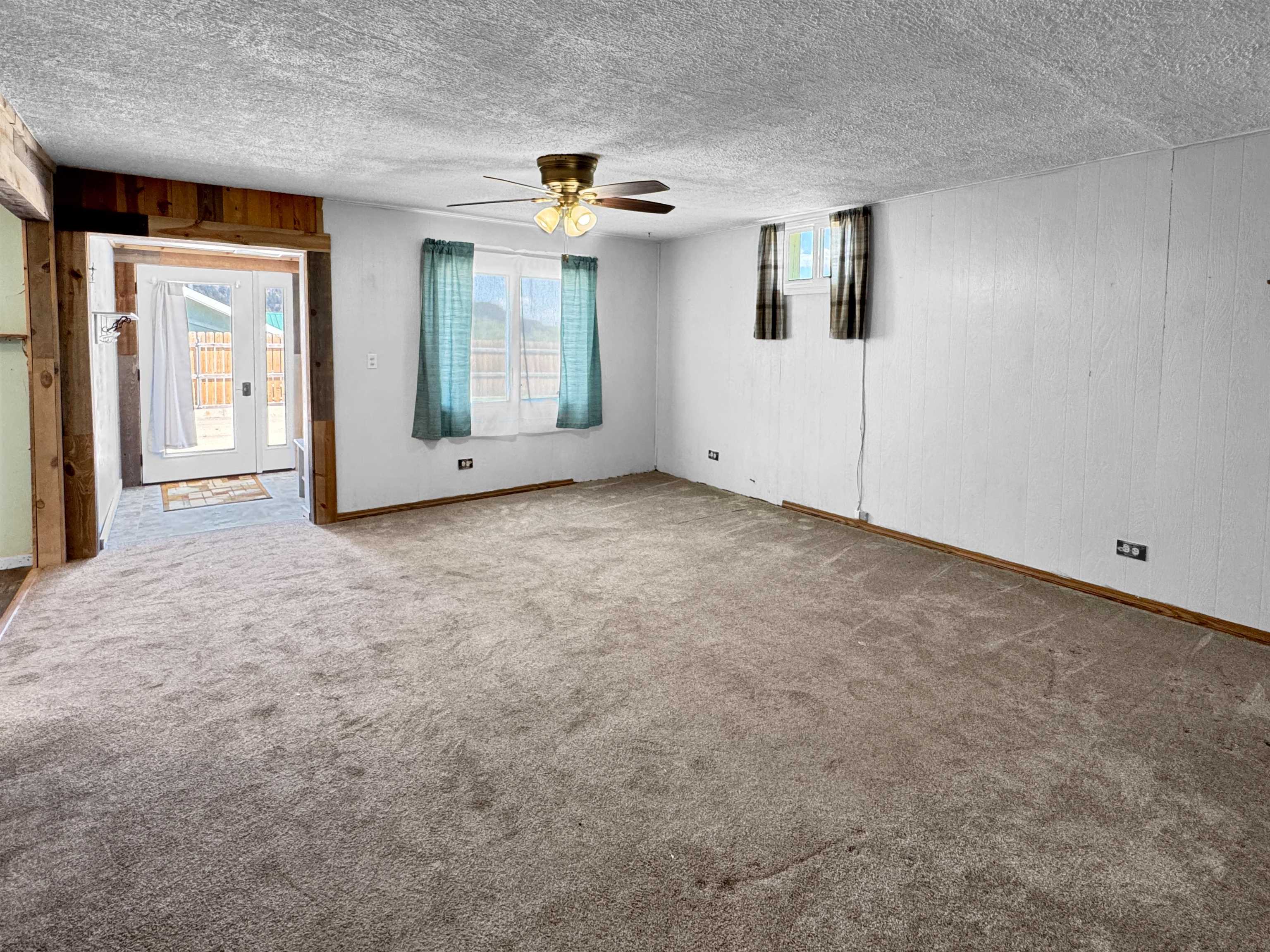 1020 Evanston Avenue Property Photo 11