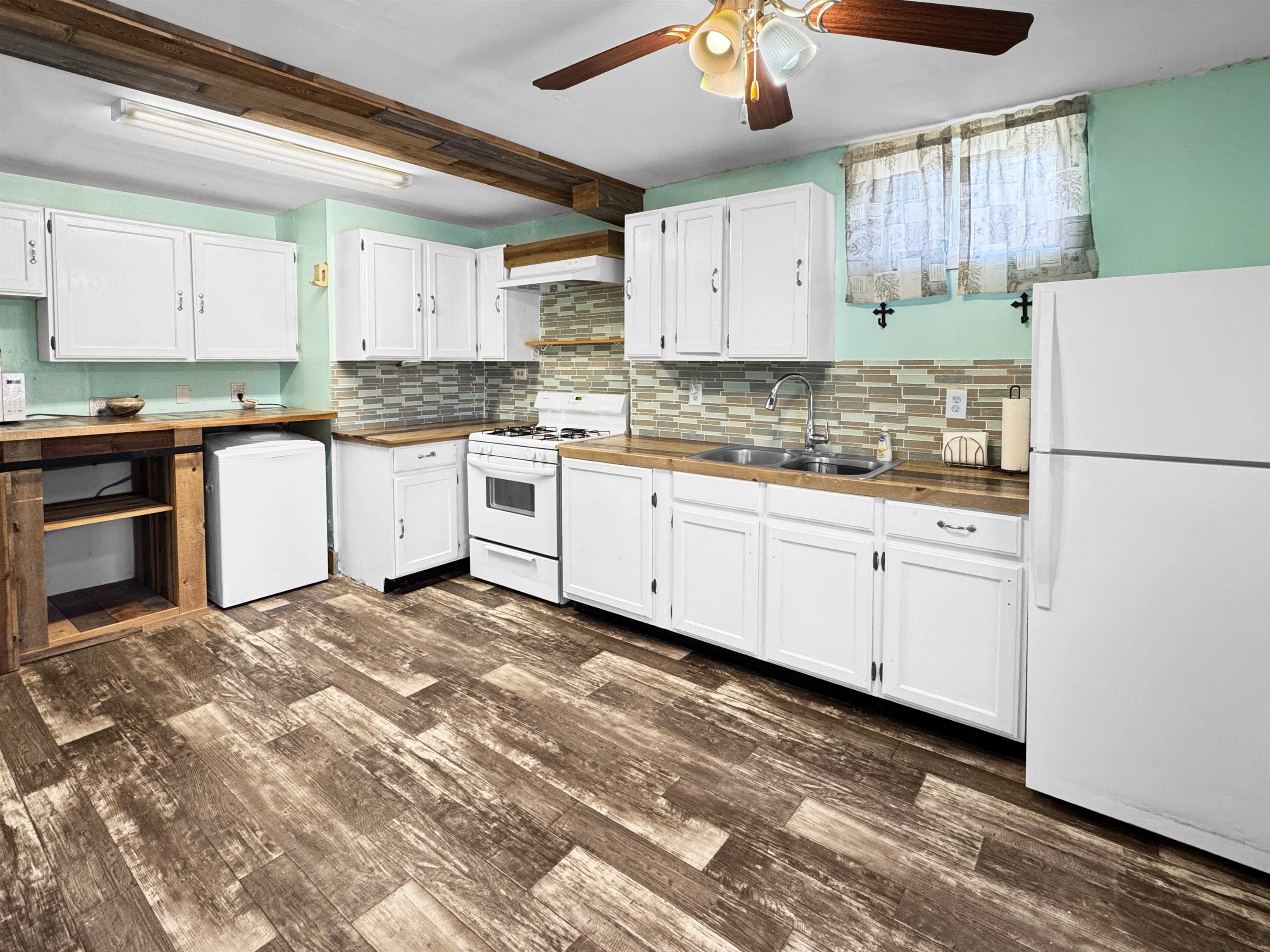 1020 Evanston Avenue Property Photo 15