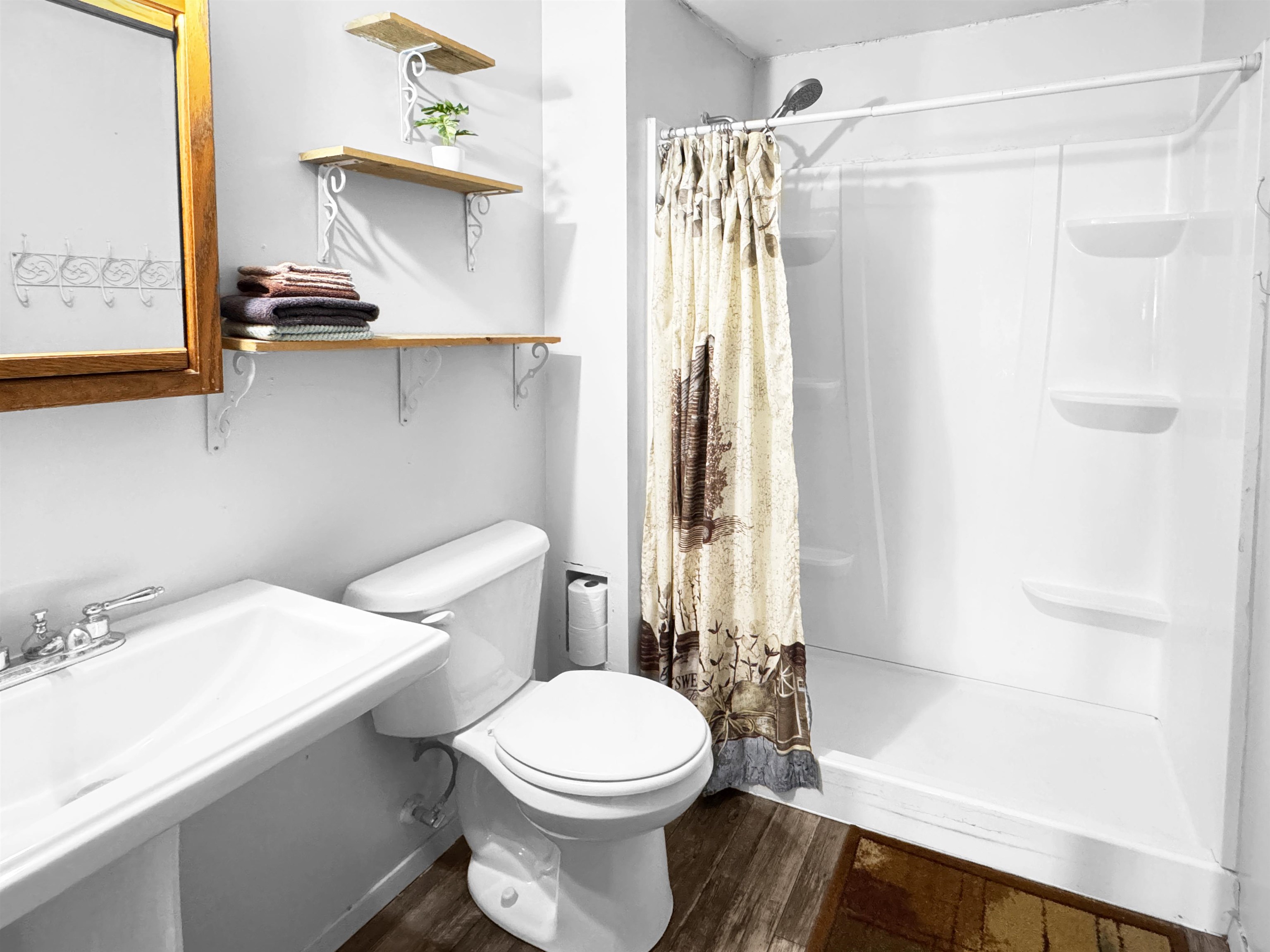1020 Evanston Avenue Property Photo 21