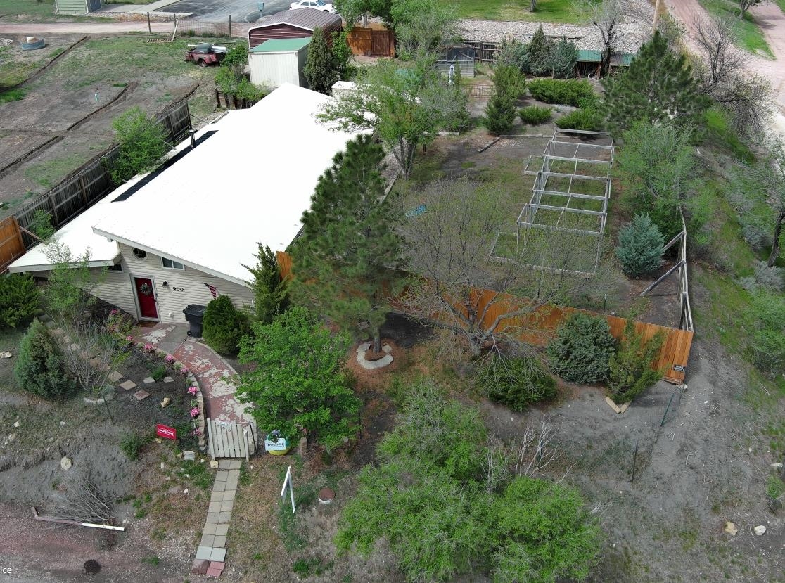 900 3rd Avenue Property Photo 43