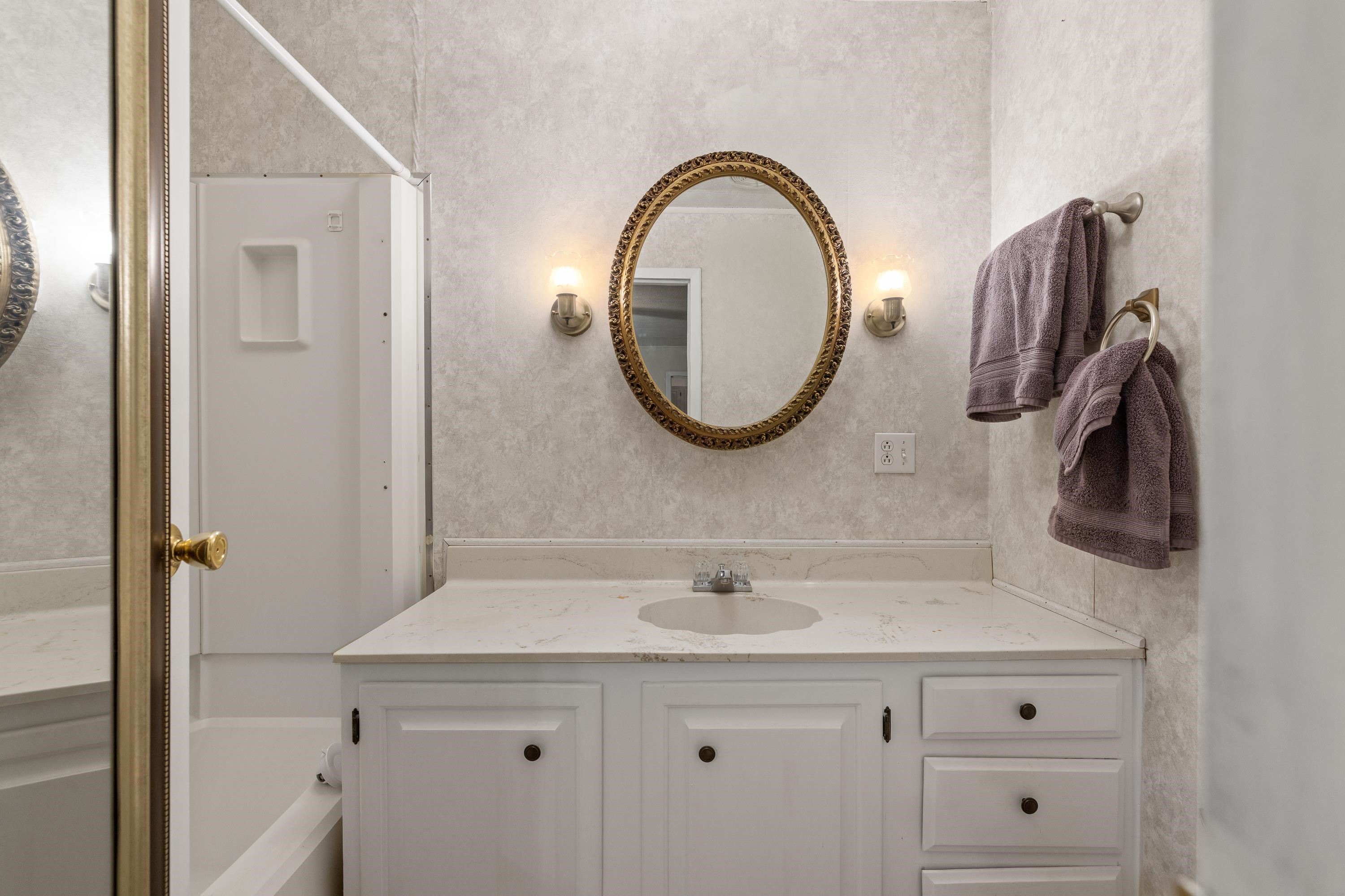 4901 Horse Creek Road Property Photo 12