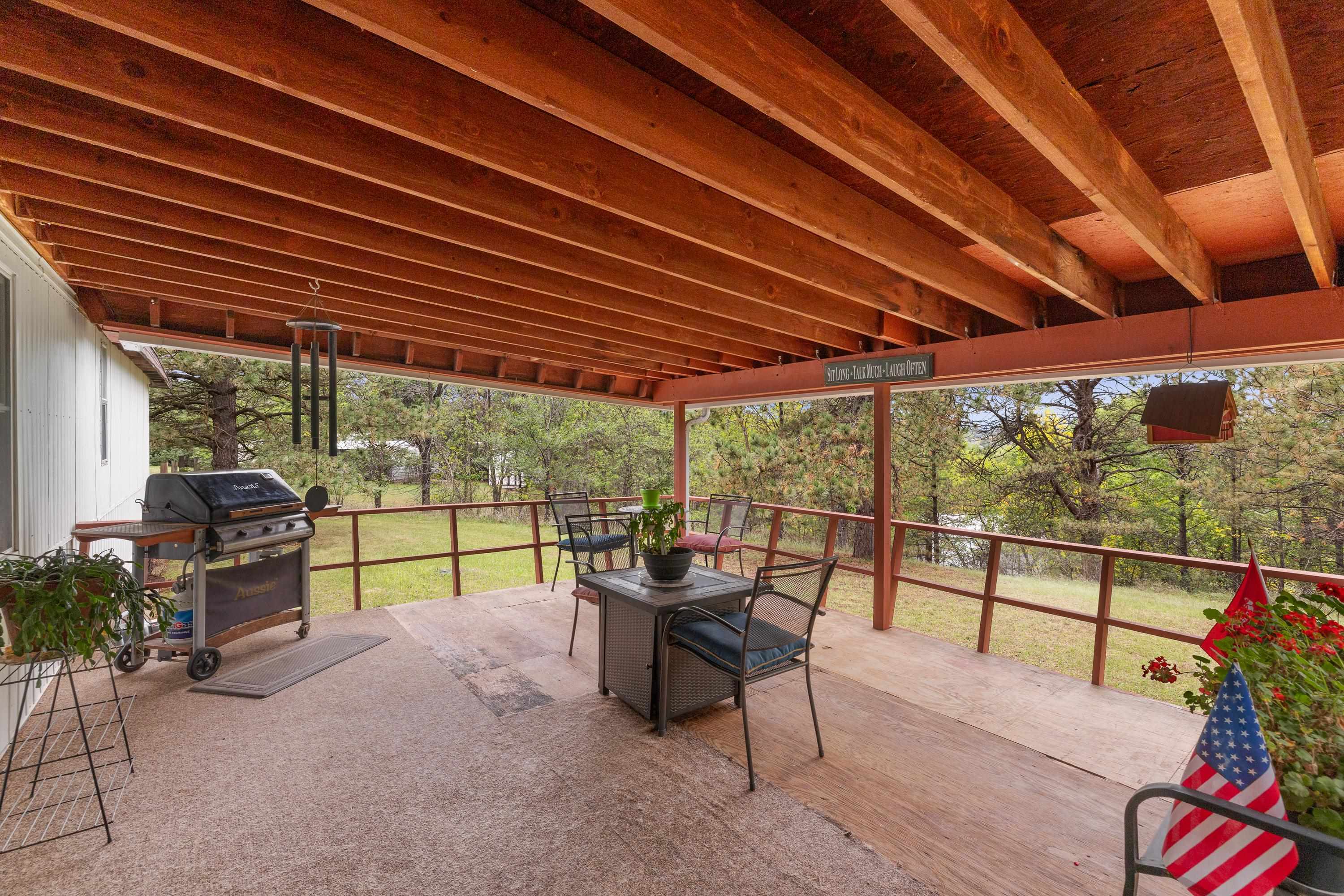 4901 Horse Creek Road Property Photo 17