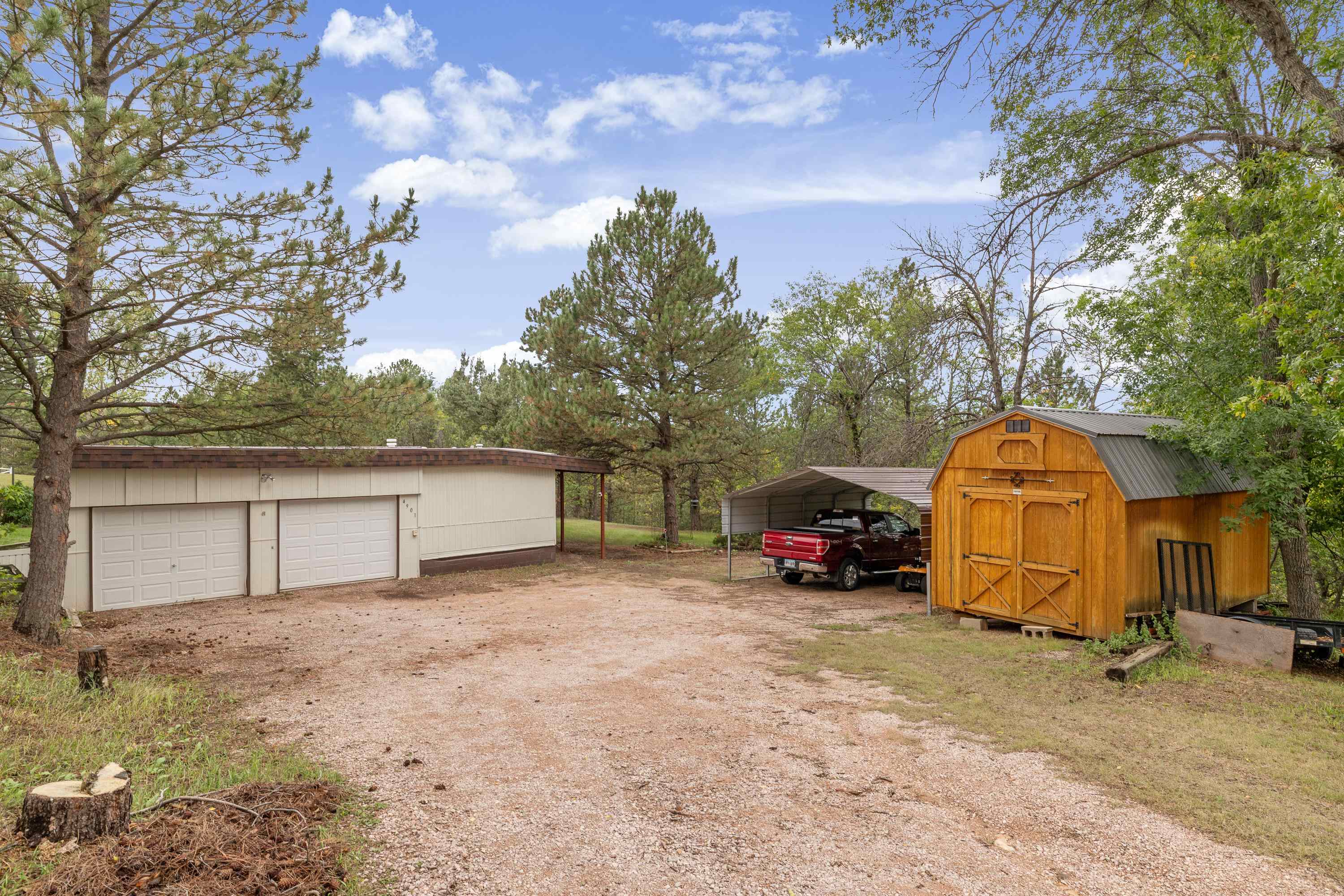 4901 Horse Creek Road Property Photo 20