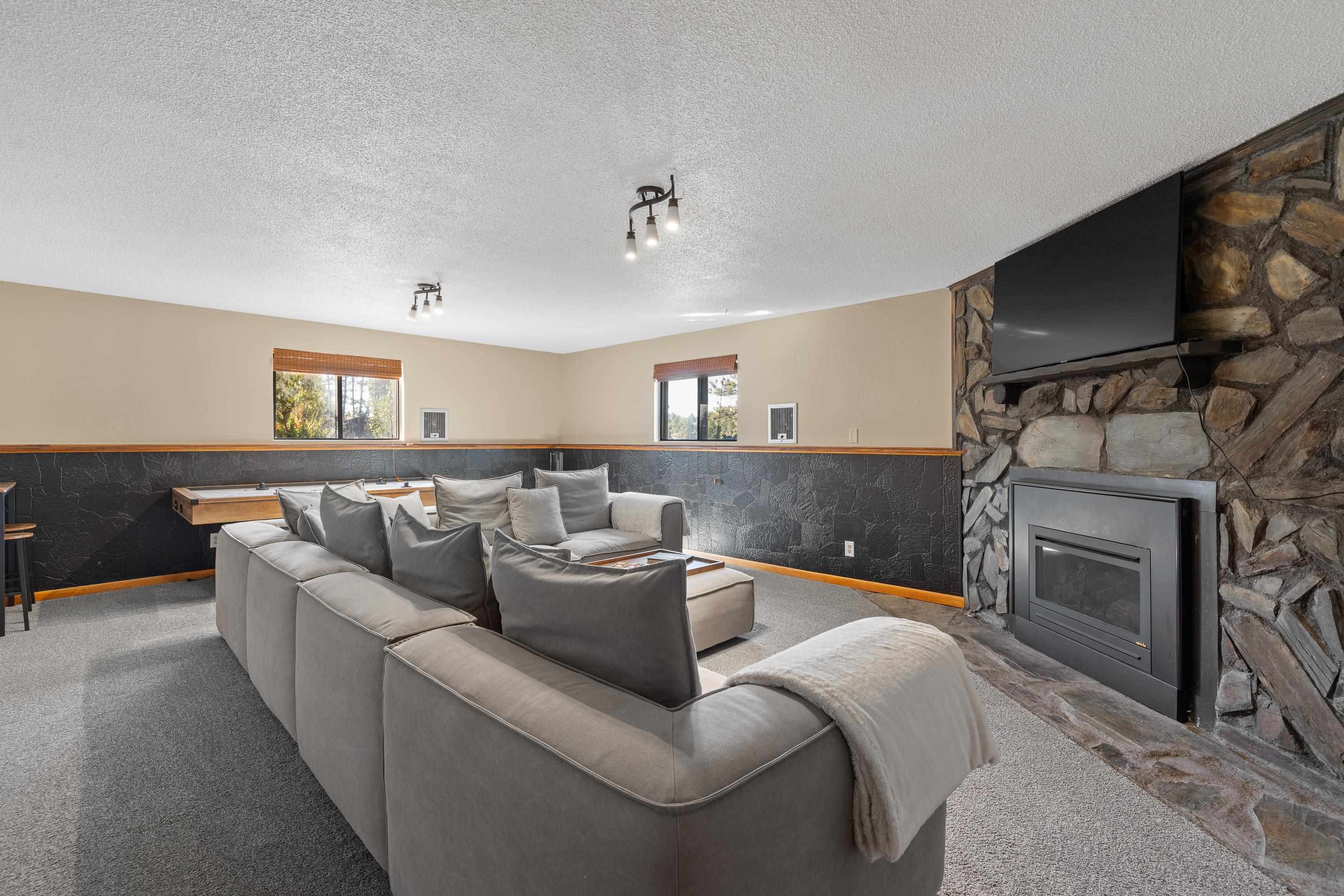 4608 Nonanna Street Property Photo 17