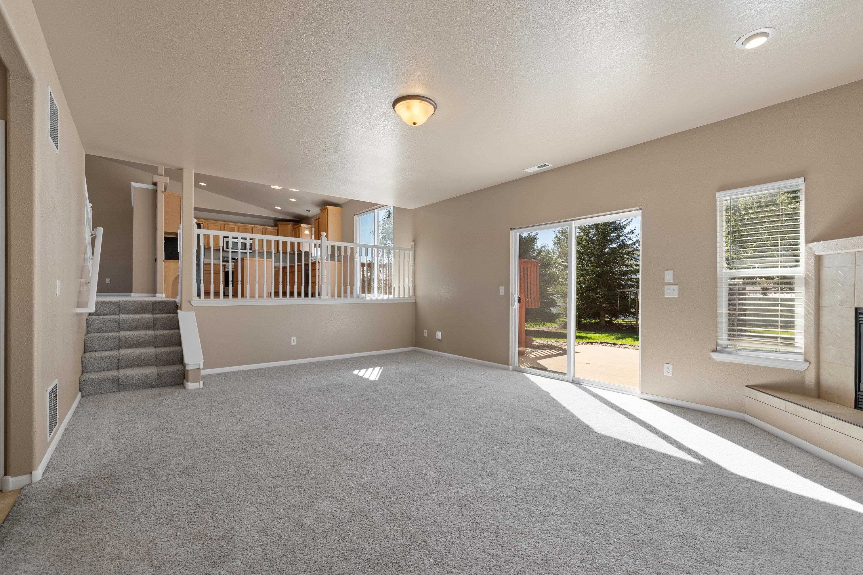 4317 Donegal Way Property Photo 9