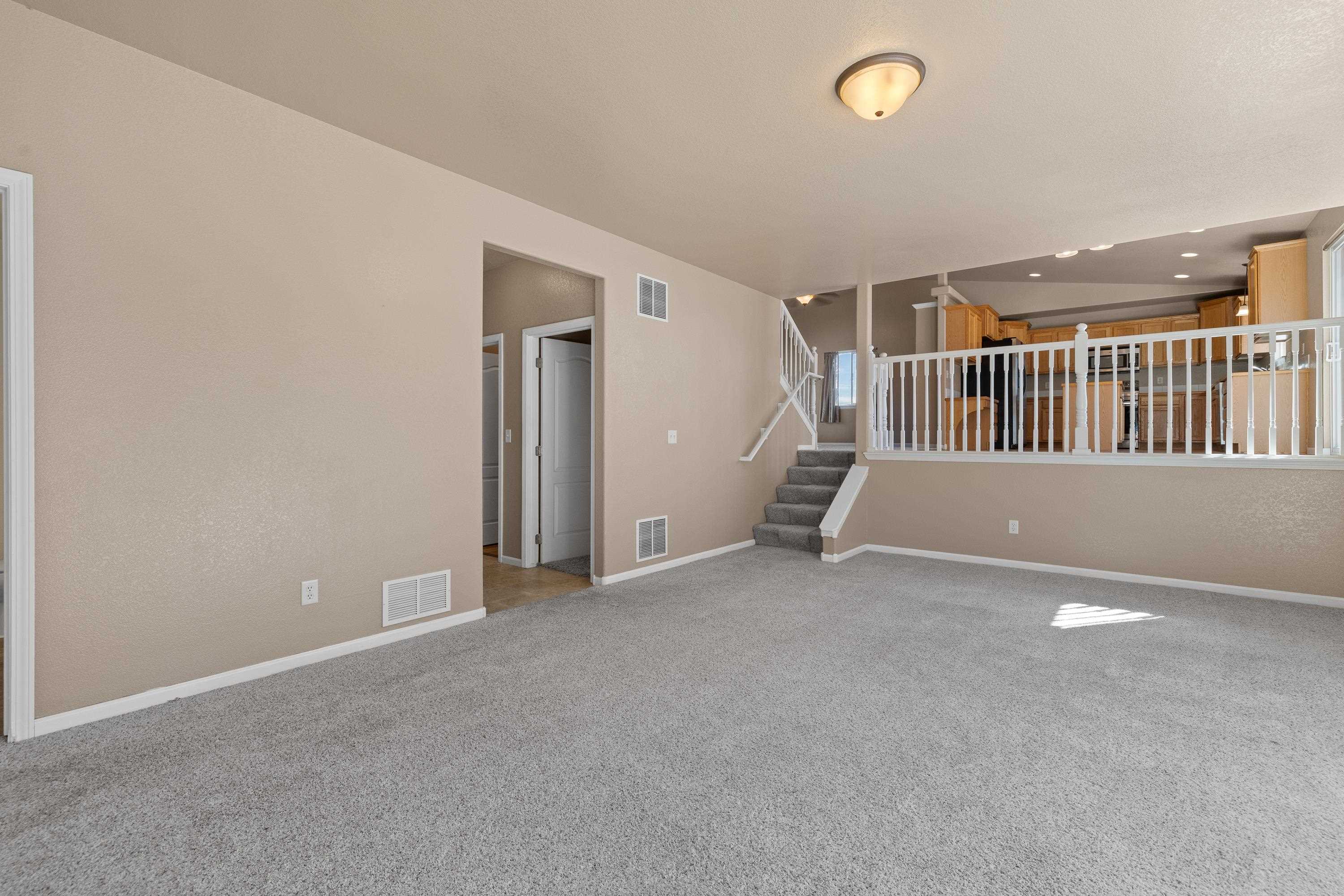 4317 Donegal Way Property Photo 11