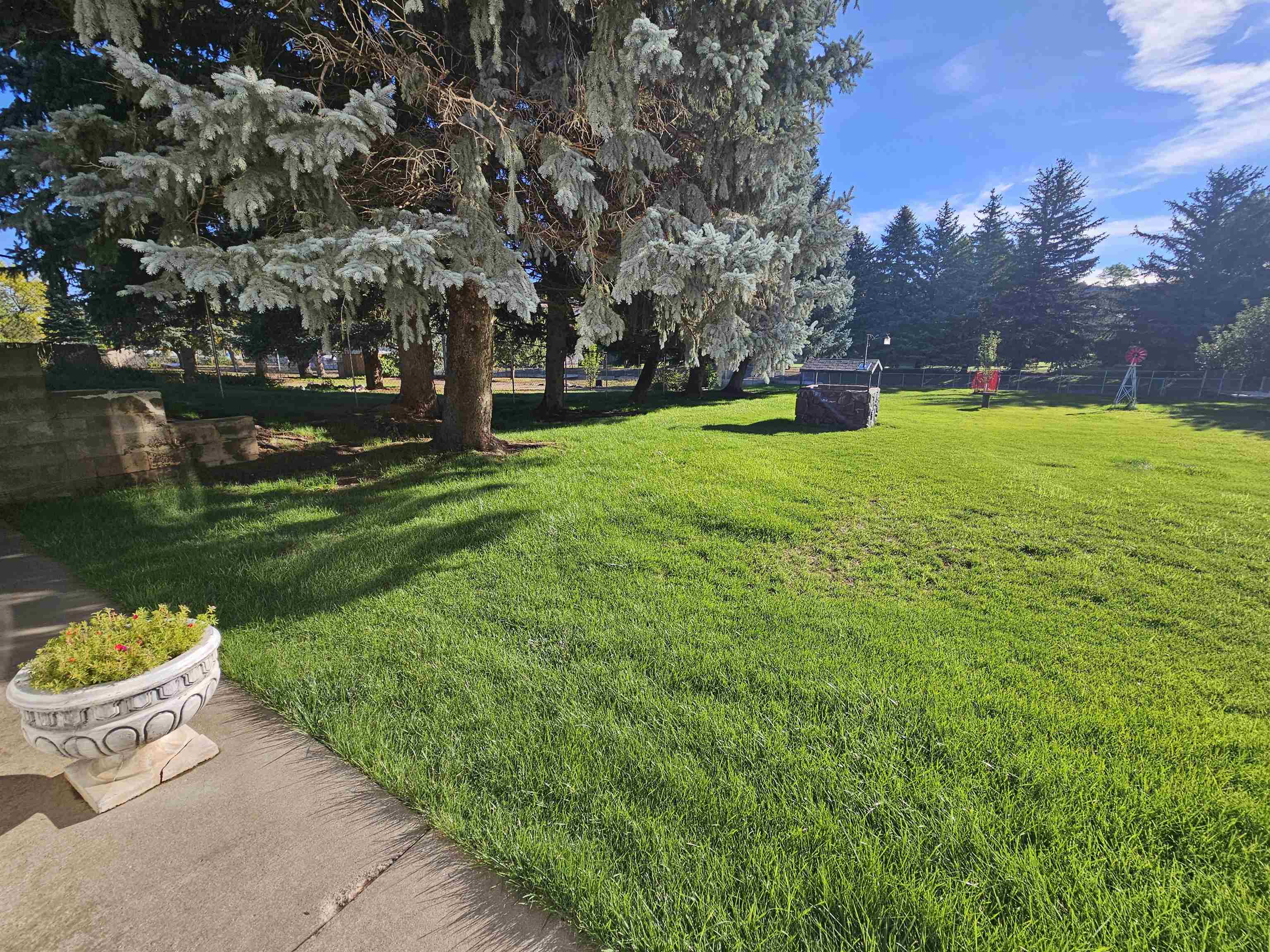 2328 Baldwin Street Property Photo 16