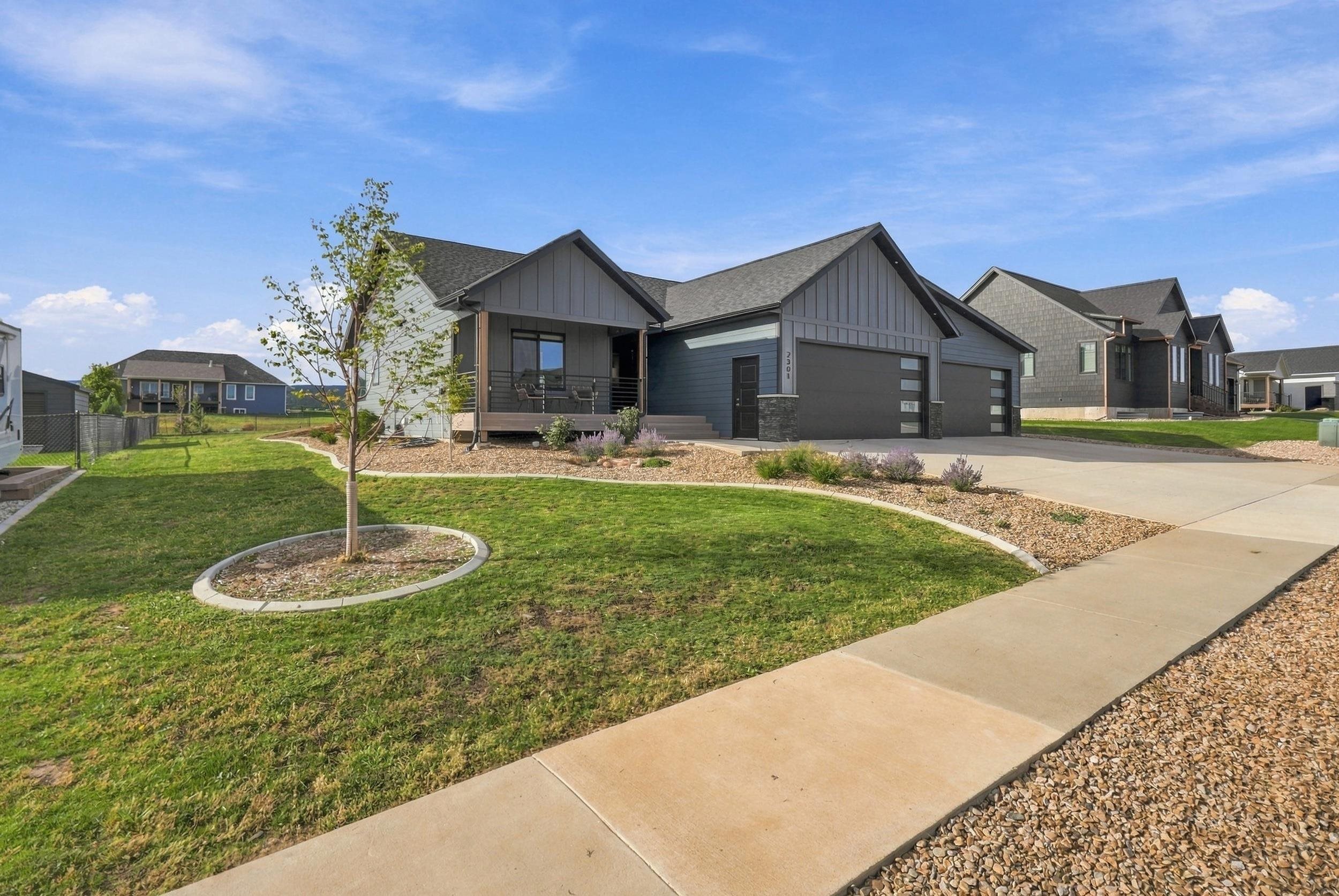 2301 Talisker Avenue Property Photo 2