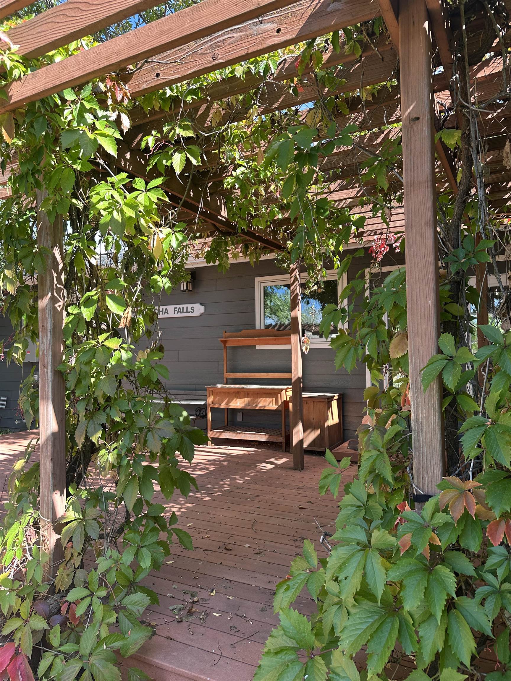2339 S Fulton Street Property Photo 29