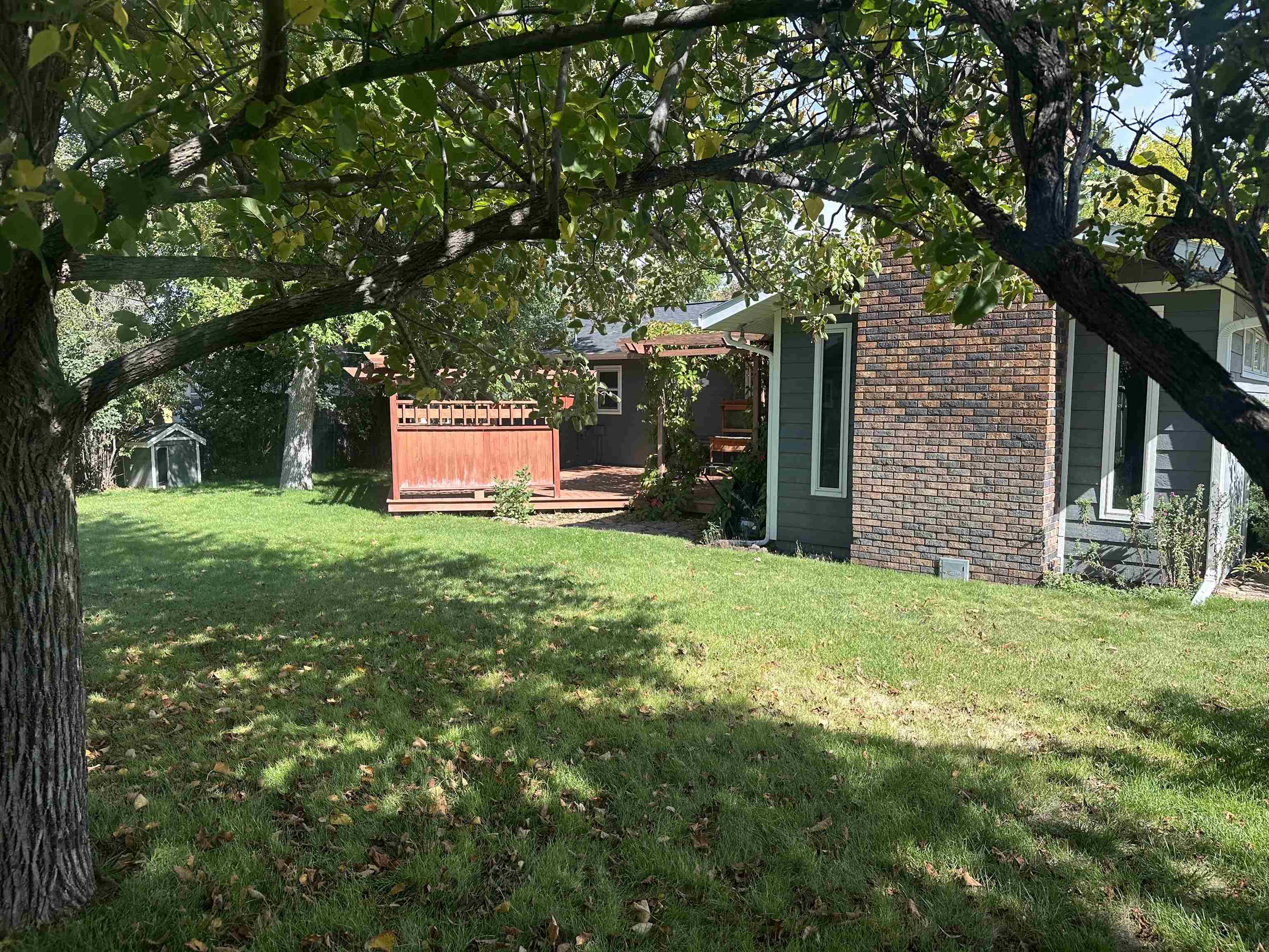 2339 S Fulton Street Property Photo 31