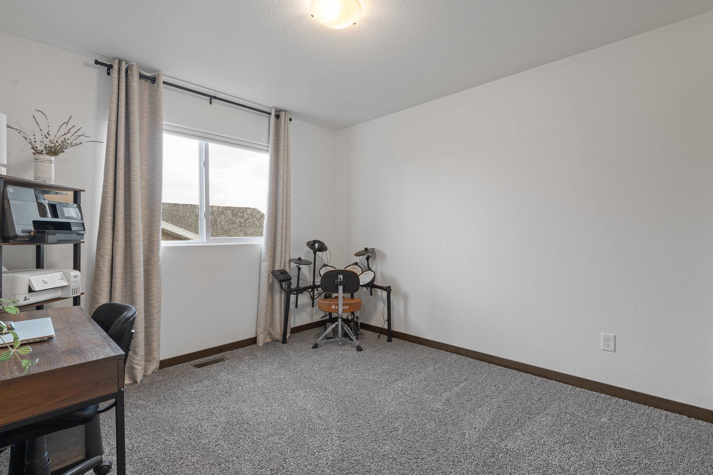 6524 Receda Street Property Photo 11