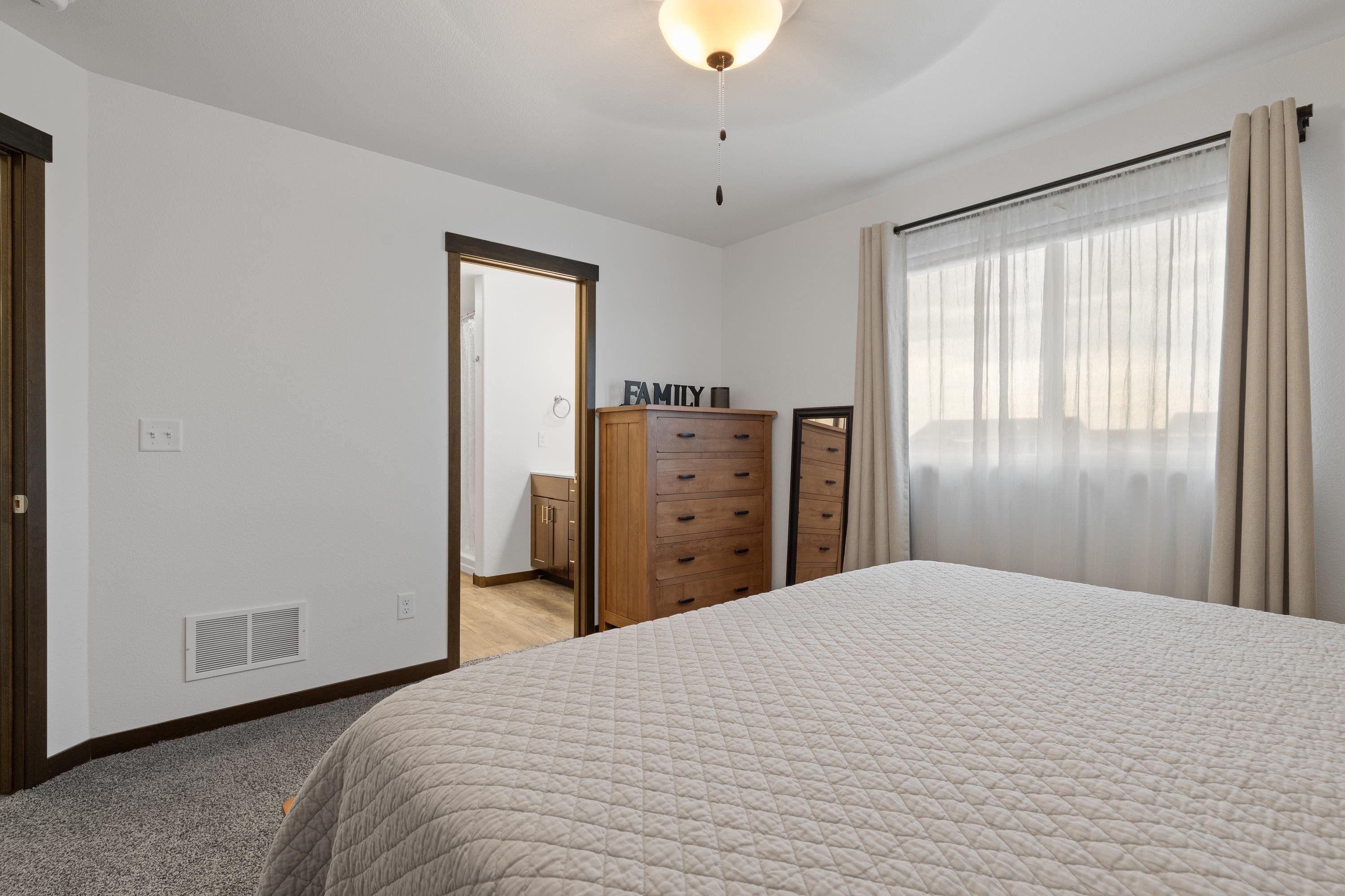 6524 Receda Street Property Photo 13