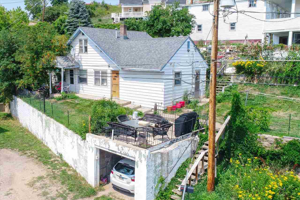 413 Grandview Drive Property Photo 1
