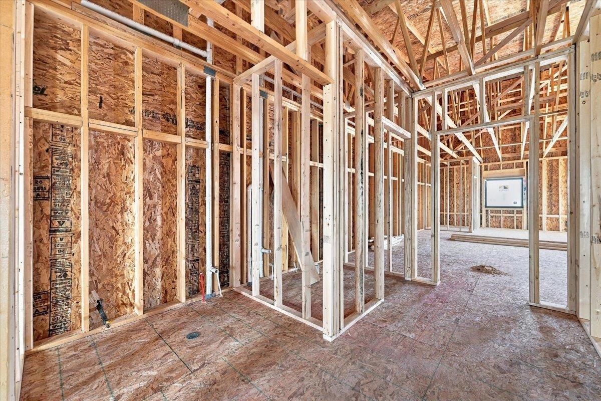 19131 Highway 85 Property Photo 15