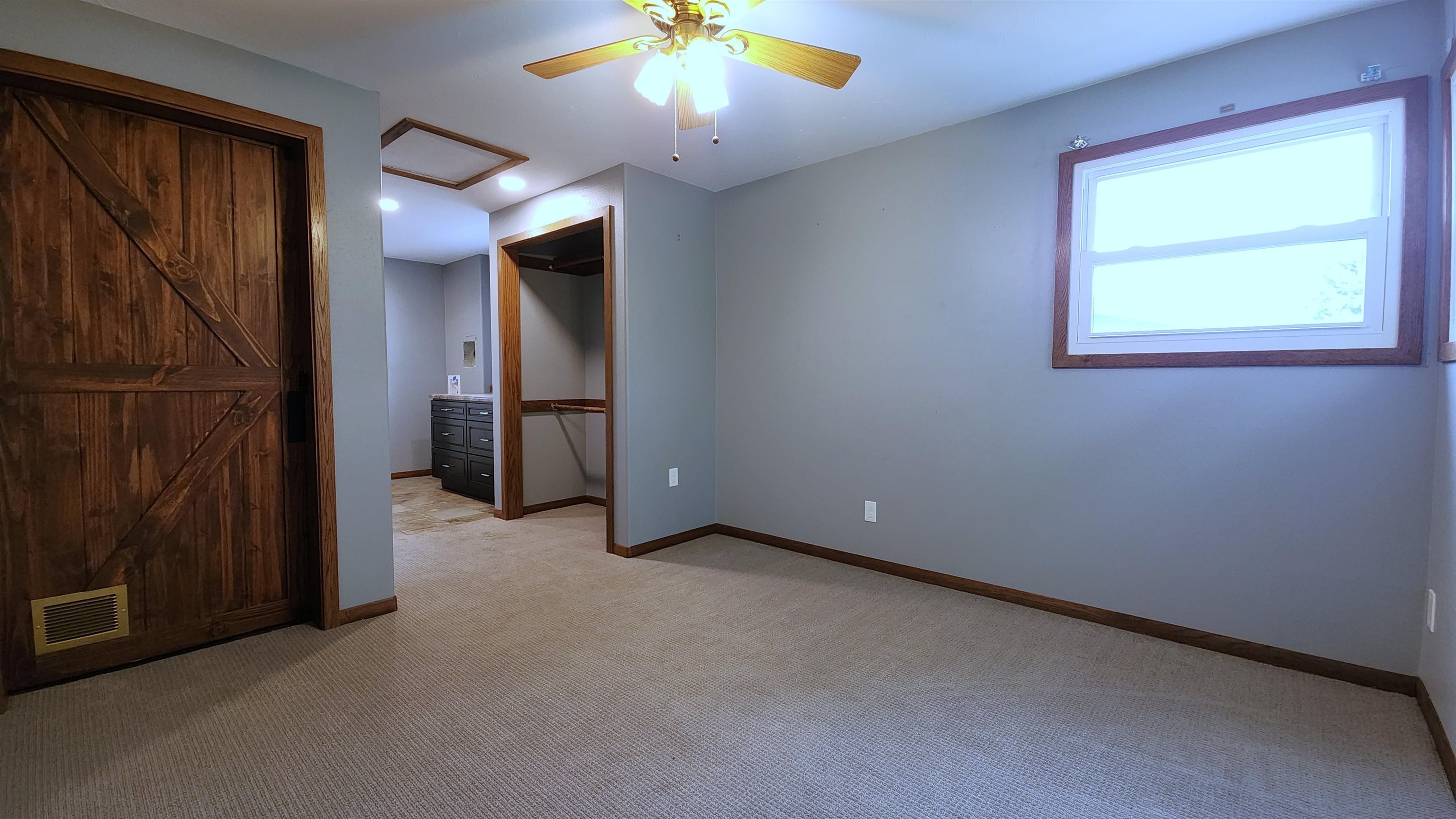 1940 Arizona Avenue Property Photo 16