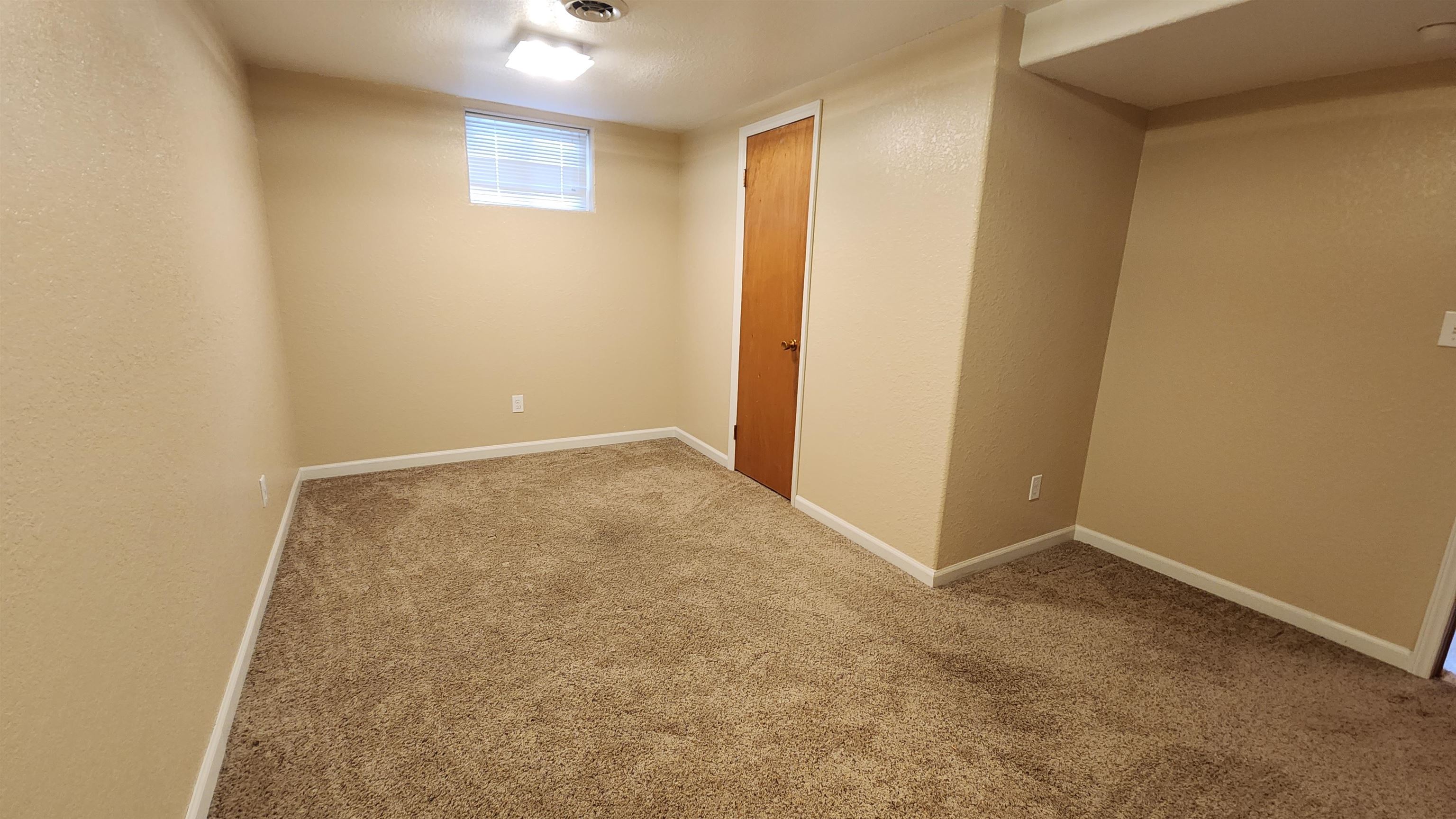 1940 Arizona Avenue Property Photo 24