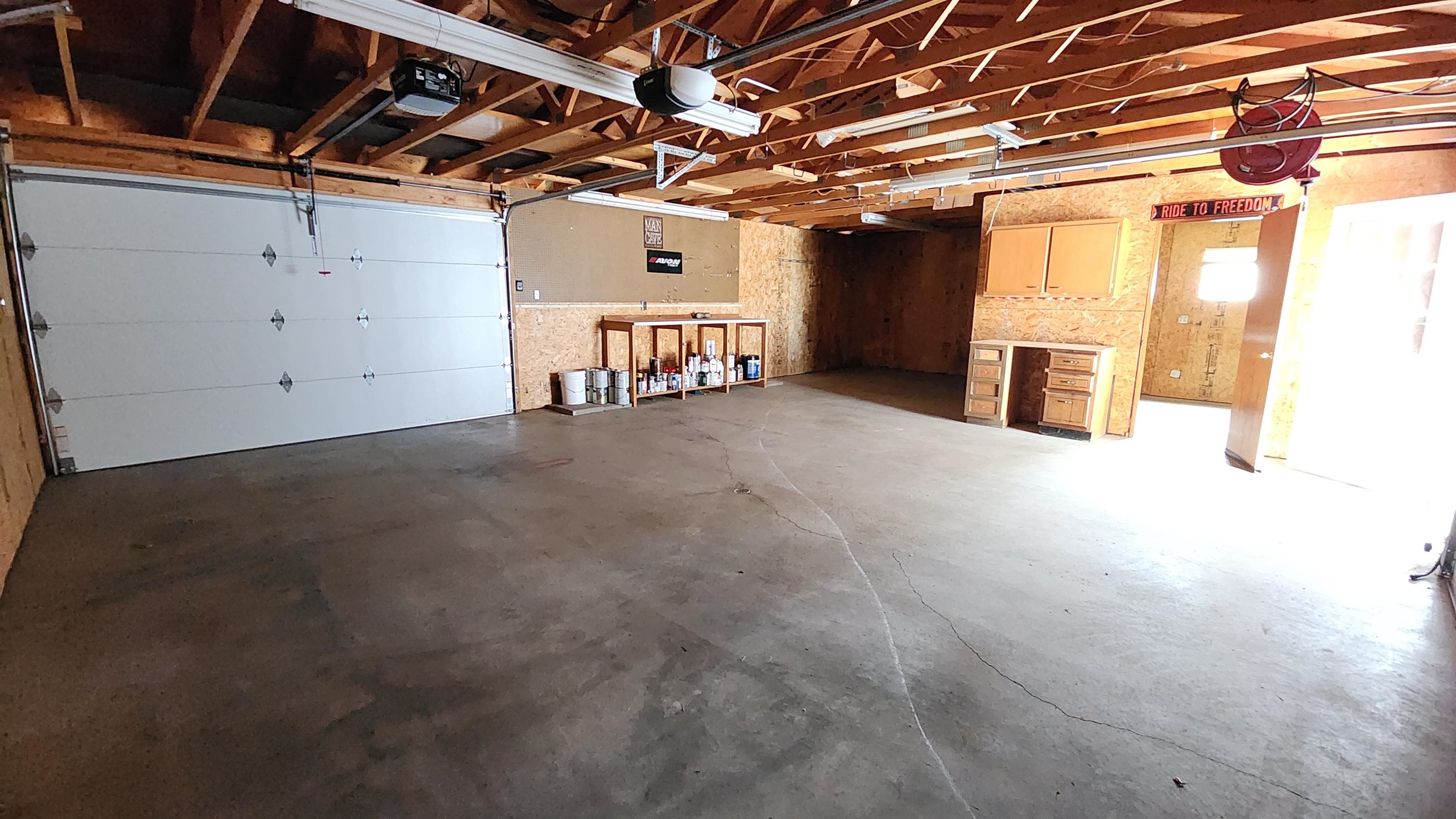 1940 Arizona Avenue Property Photo 34