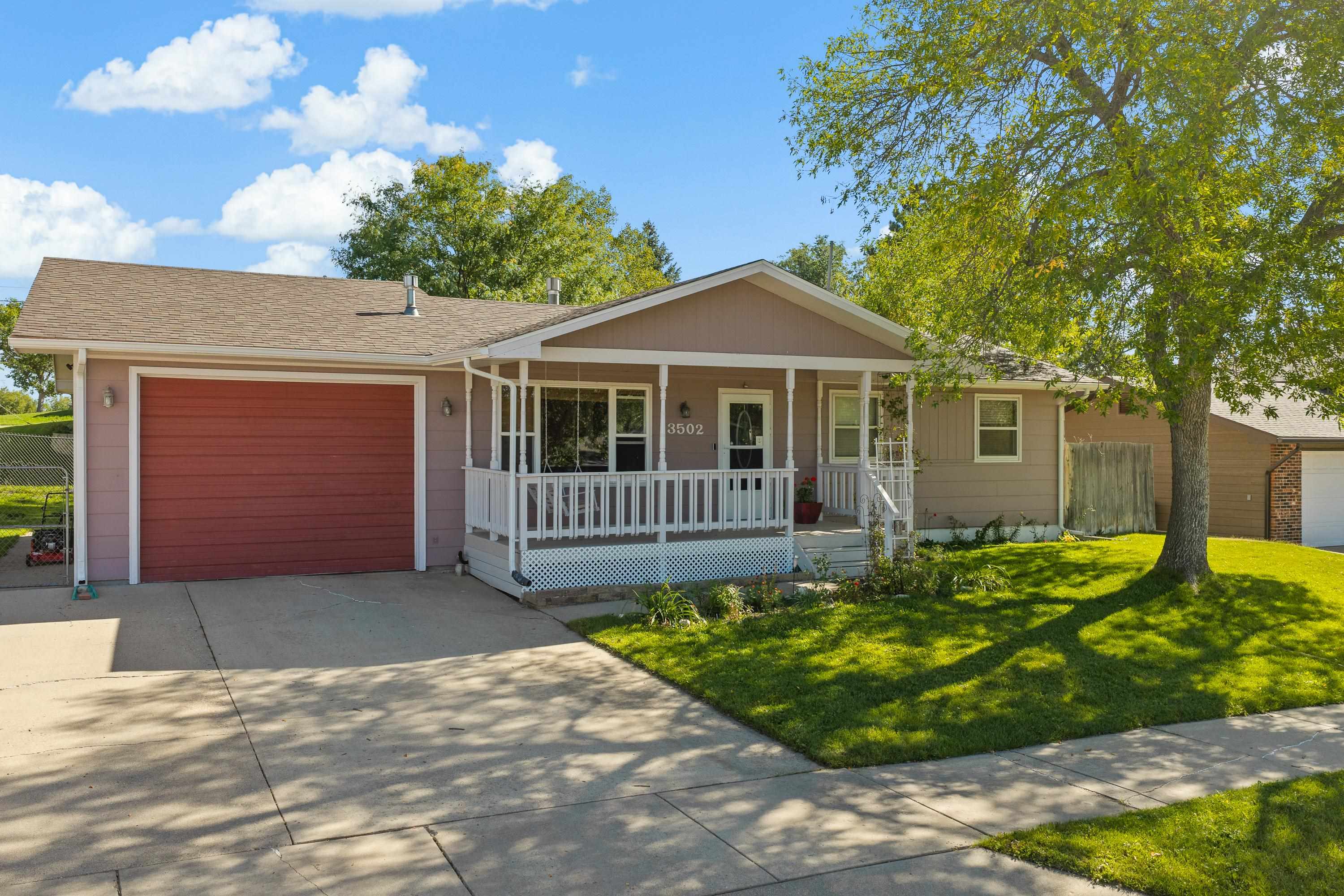 3502 Ivy Avenue Property Photo 1