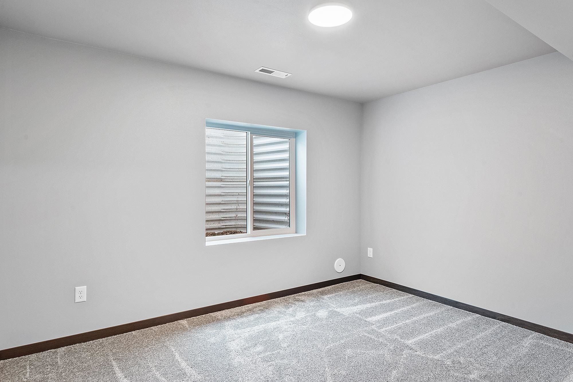 Lot 36 Blk 16 Reserve Street Property Photo 23