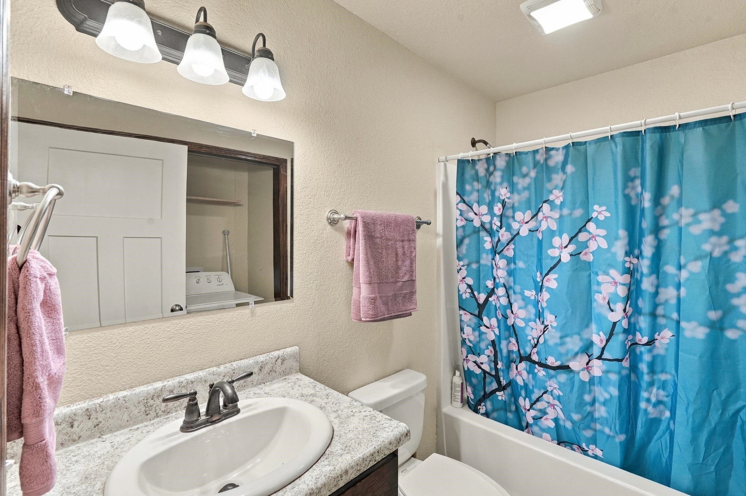 21940 Royal Run Property Photo 5