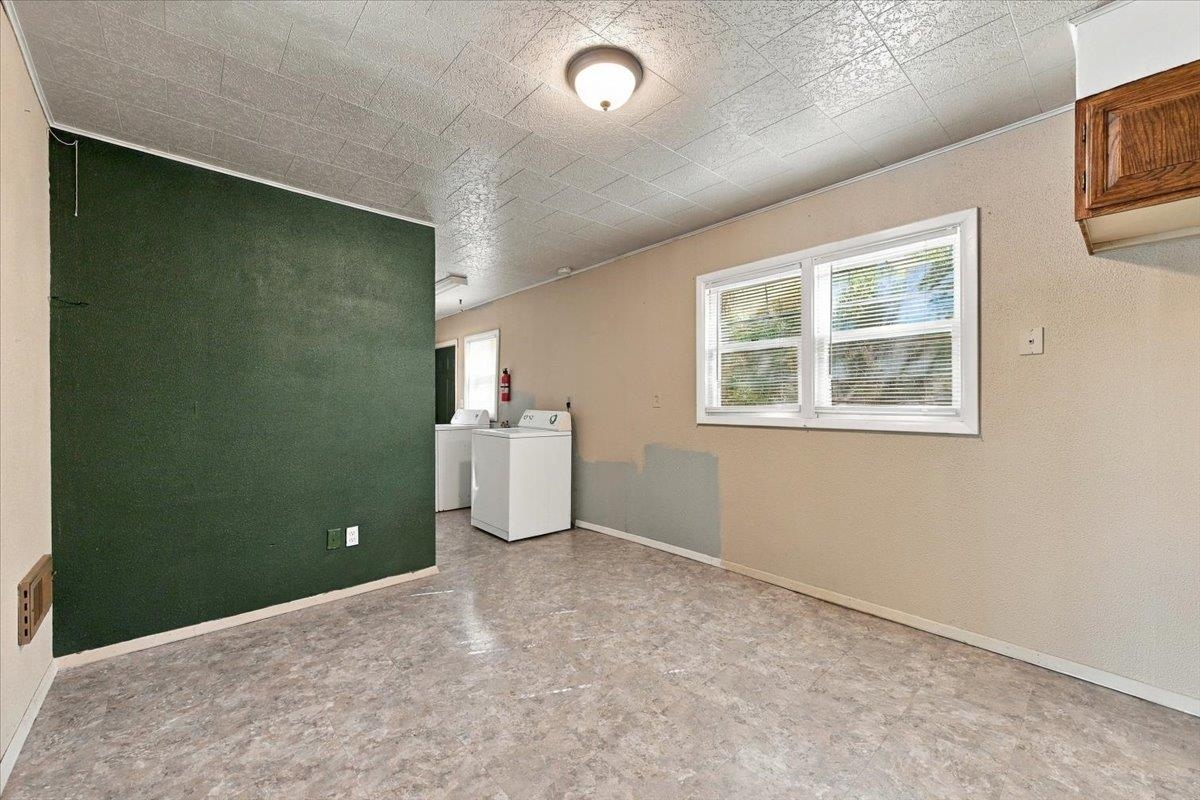 603 W Addie Street Property Photo 10