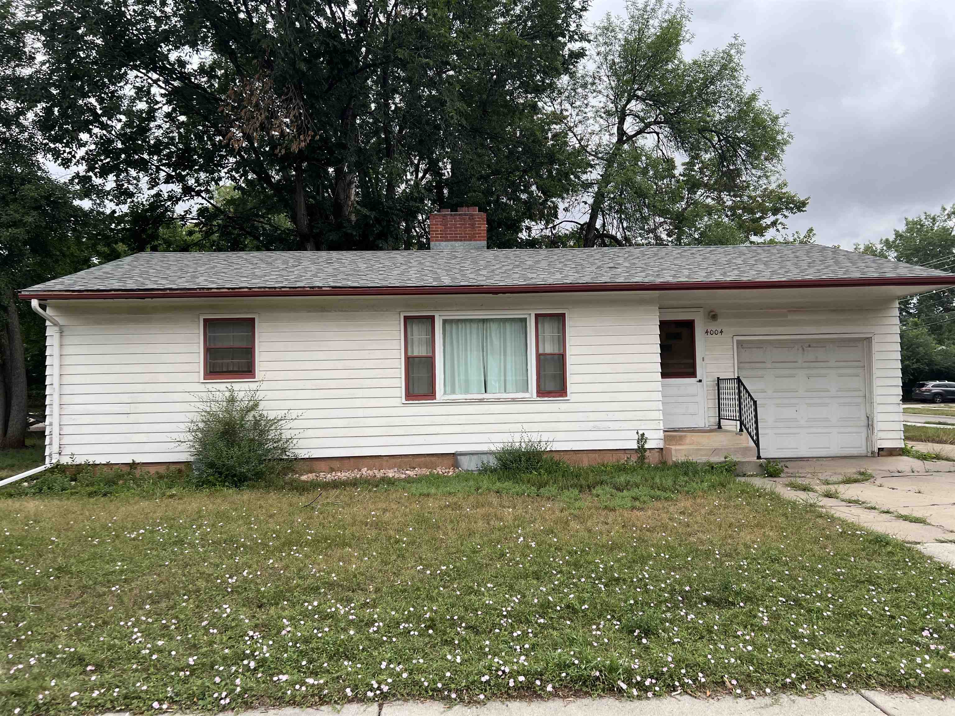 4004 W Main Street Property Photo 1