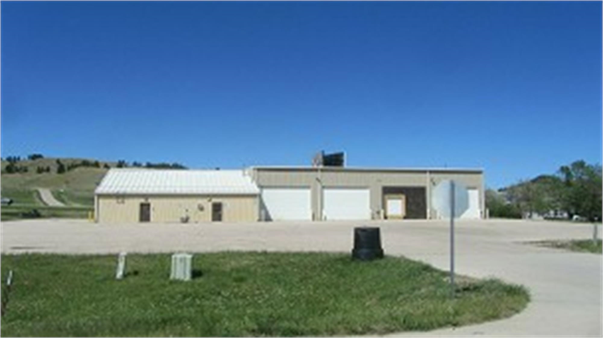 3421 Whitewood Service Road Property Photo 1