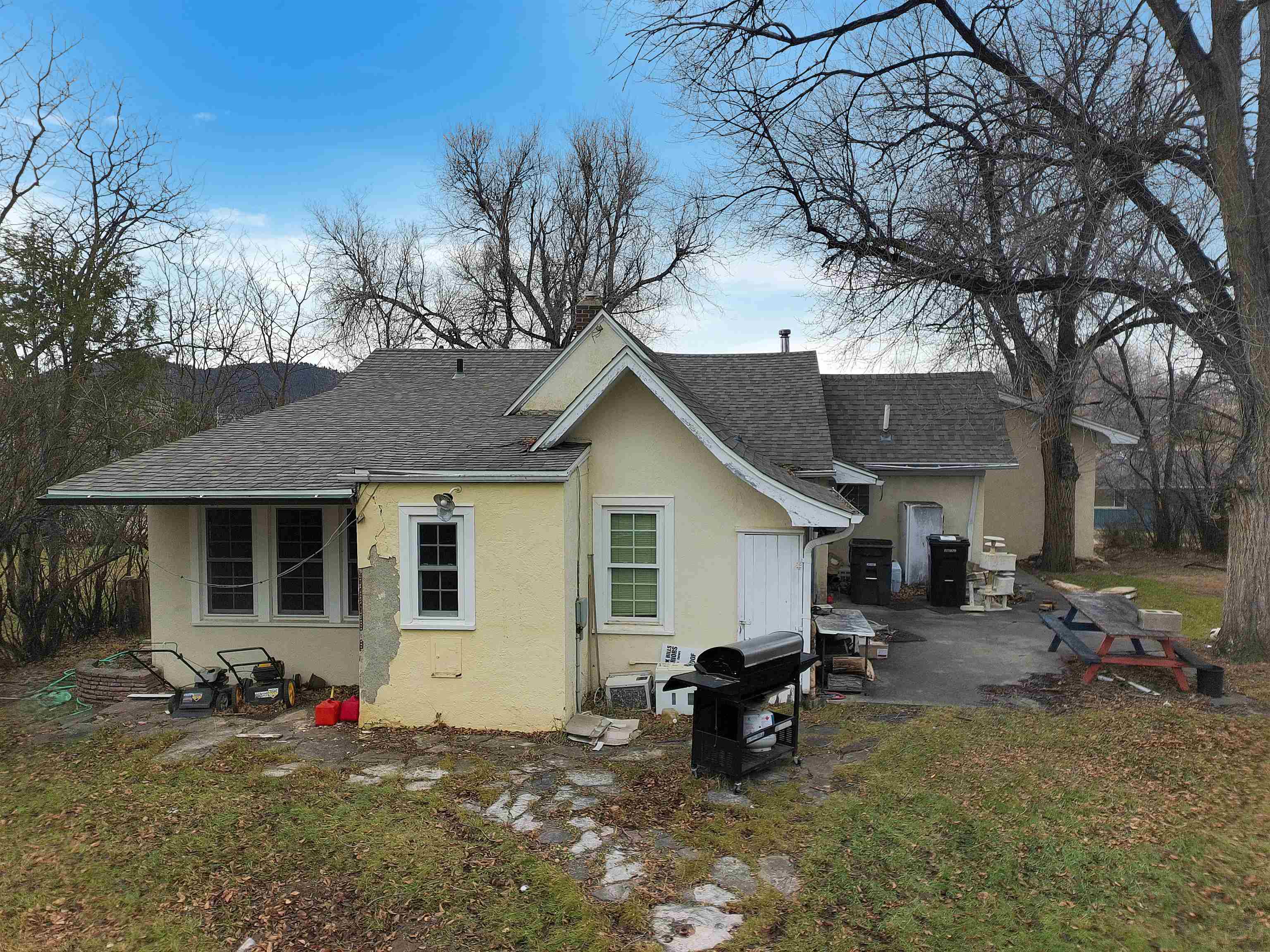 1938 Washington Avenue Property Photo 4