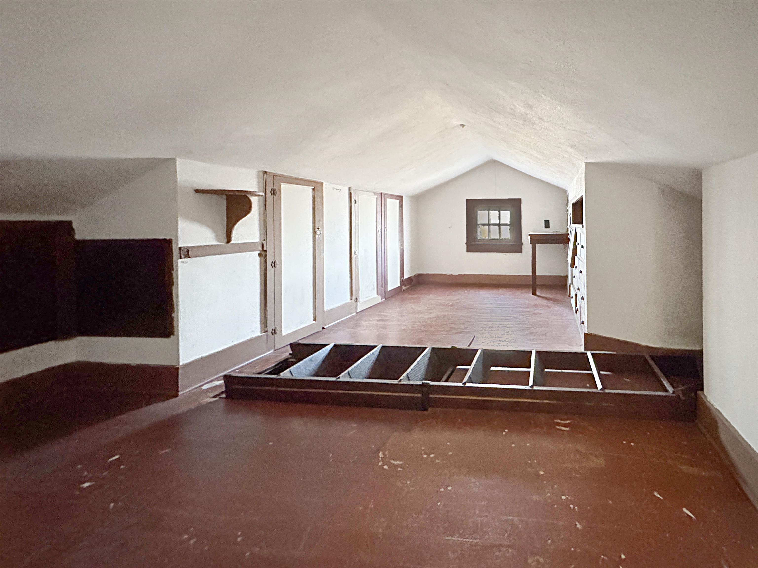 1938 Washington Avenue Property Photo 23