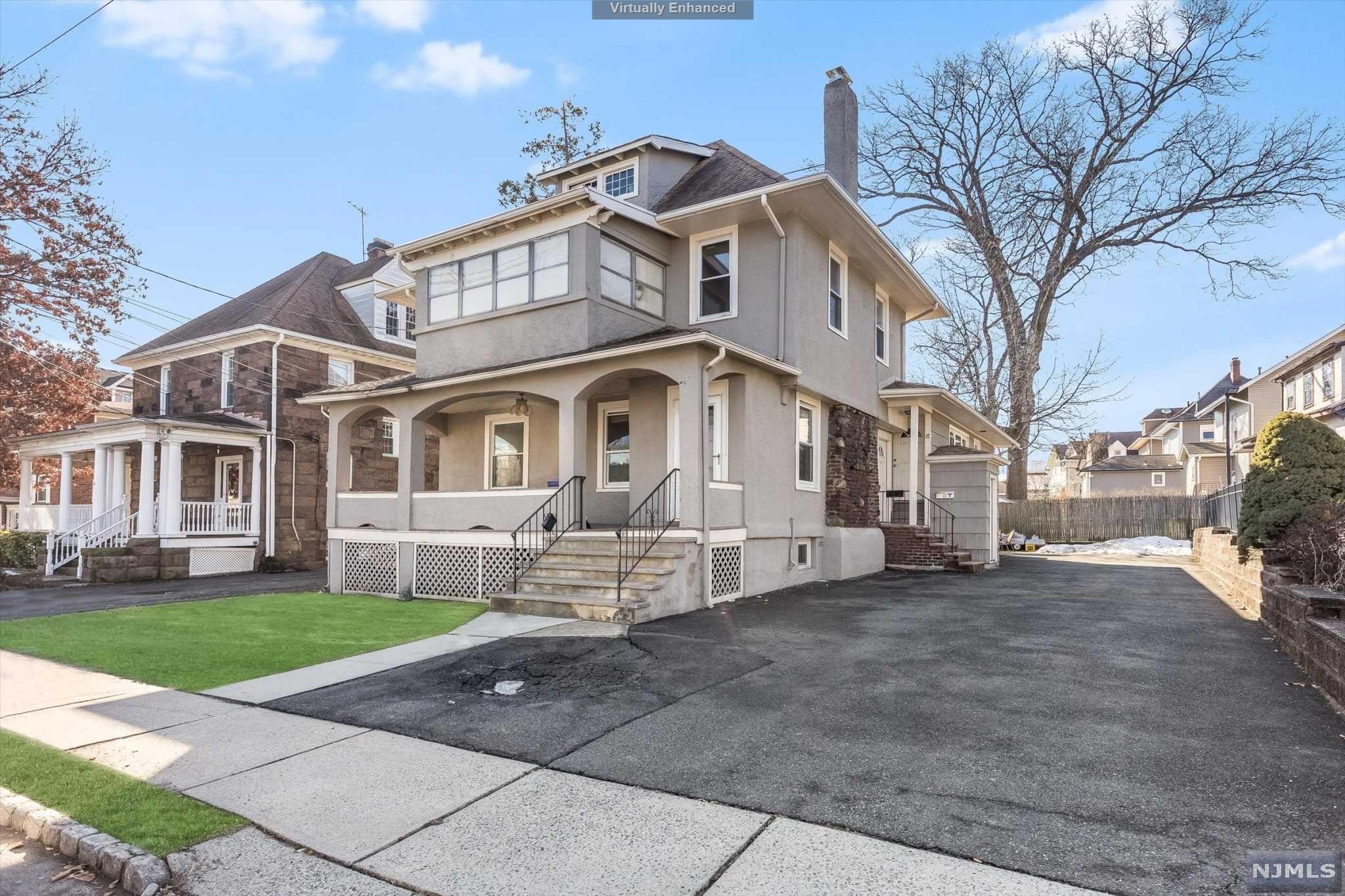 105 Centre Street Property Photo 2