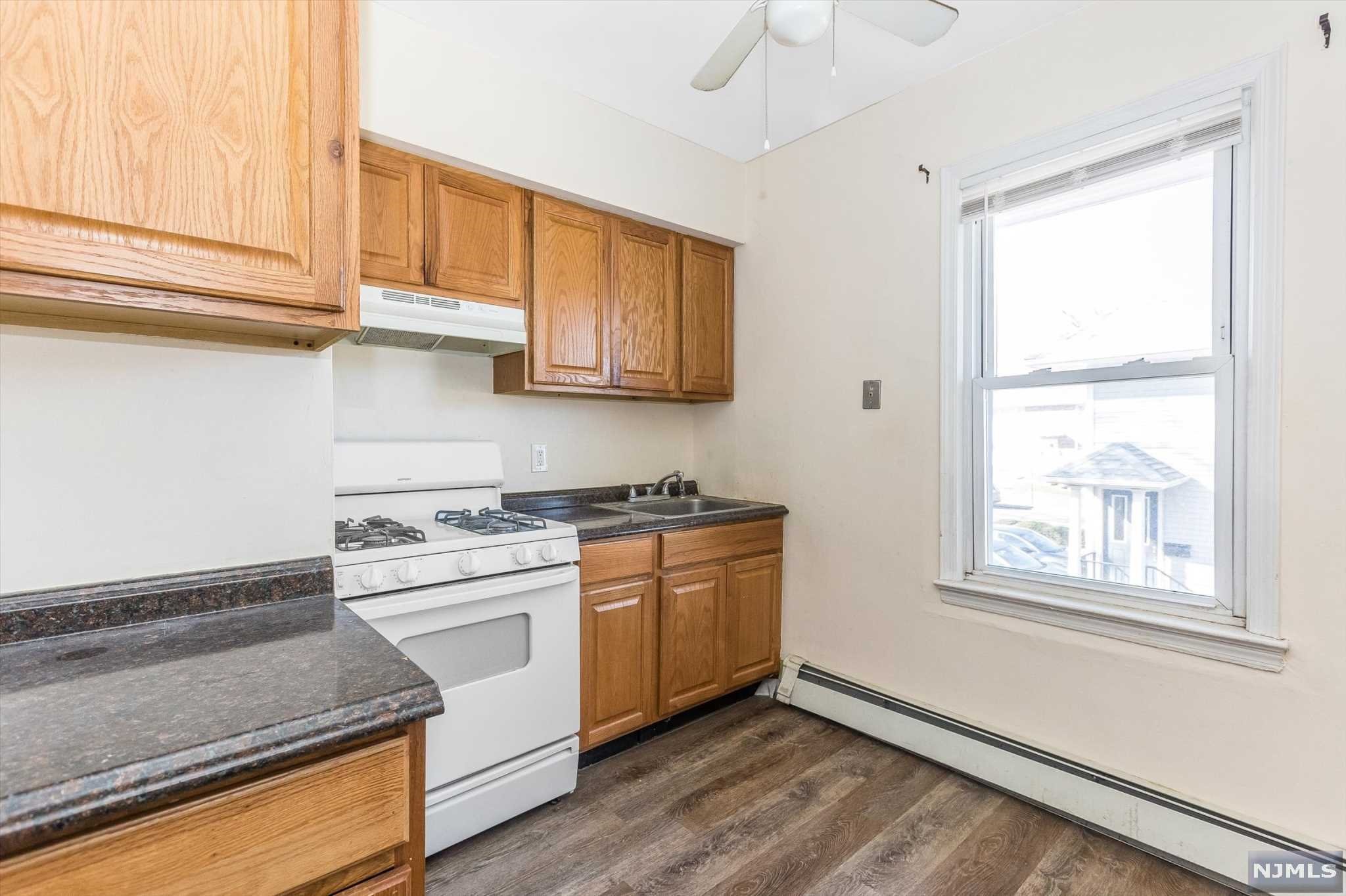 105 Centre Street Property Photo 12