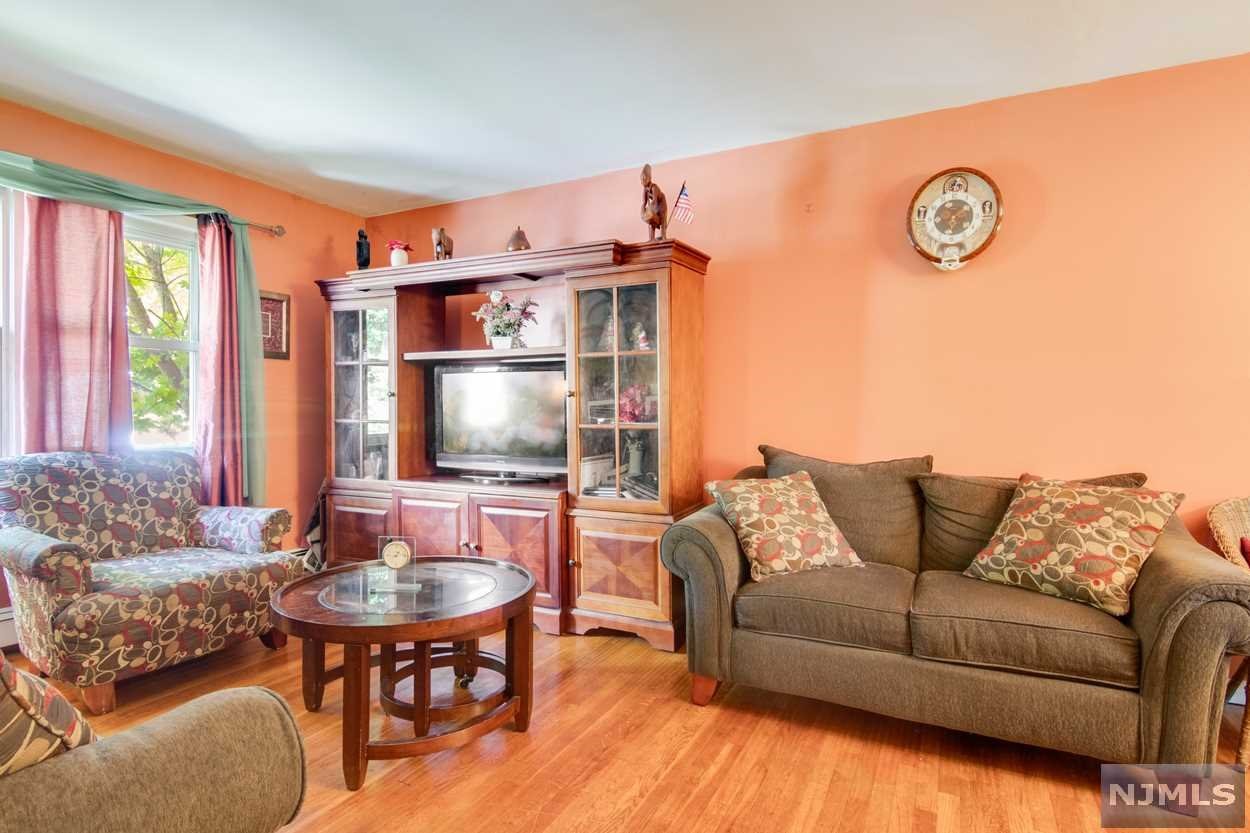 1263 Coolidge Avenue Property Photo 8