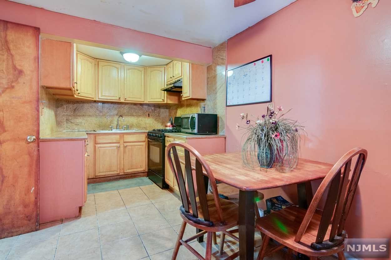 1263 Coolidge Avenue Property Photo 16