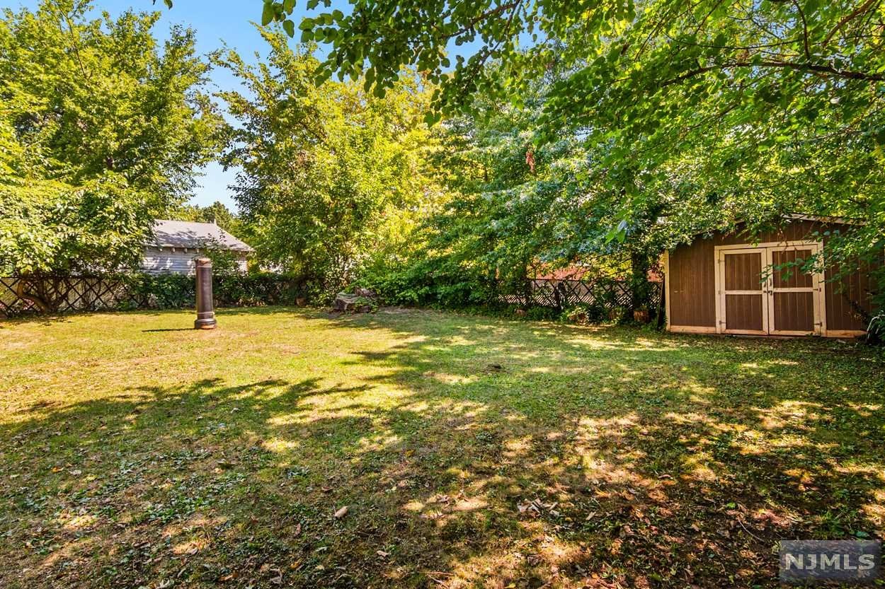 1263 Coolidge Avenue Property Photo 23