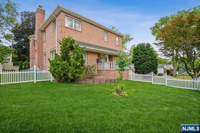 719 Cypress Street Property Photo 3