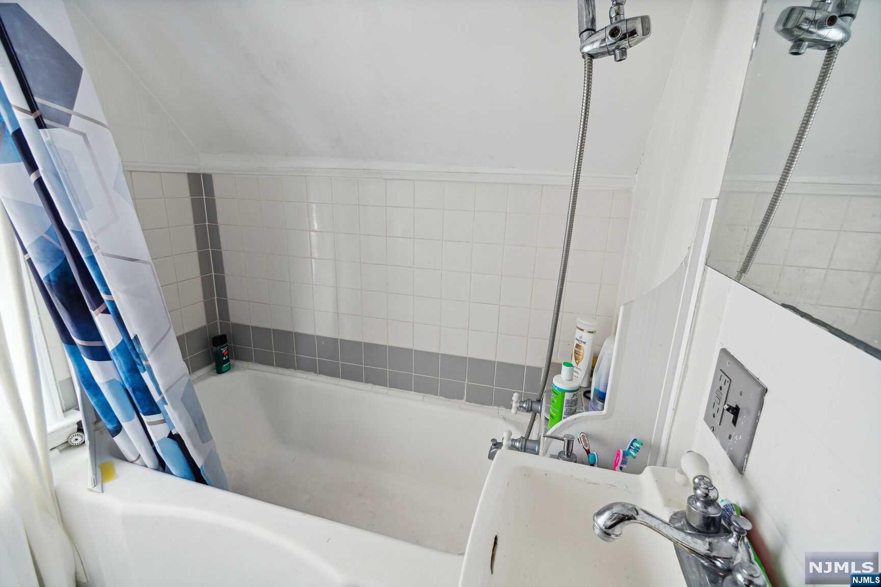 86 Steuben Street Property Photo 29