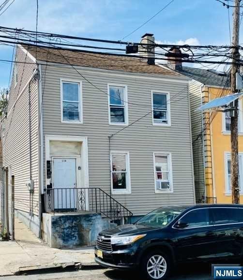 116 Marshall Street Property Photo 2